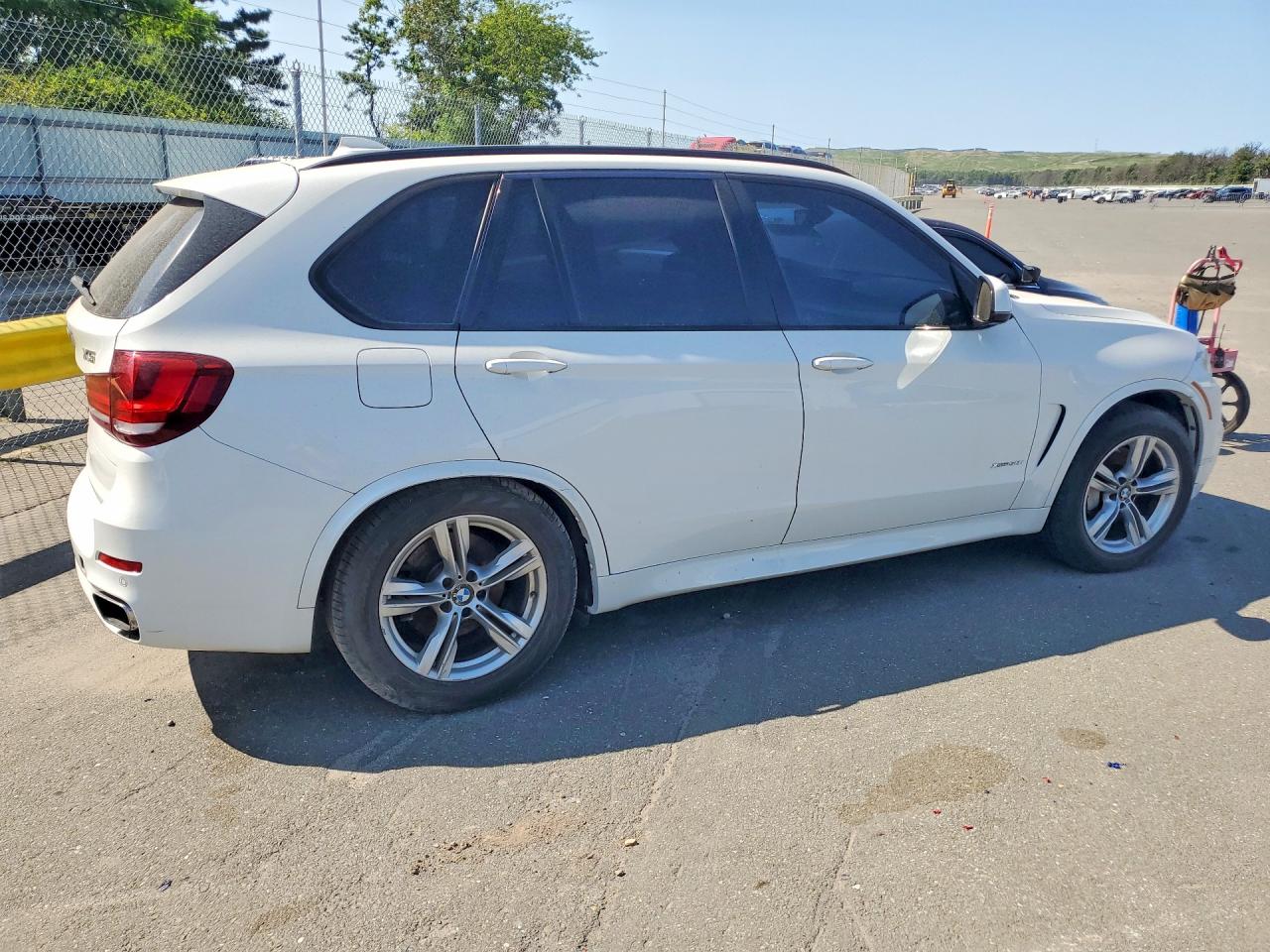 2015 Bmw X5 Xdrive50i White vin: 5UXKR6C56F0J74638
