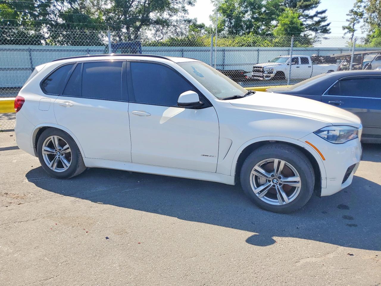 2015 Bmw X5 Xdrive50i White vin: 5UXKR6C56F0J74638