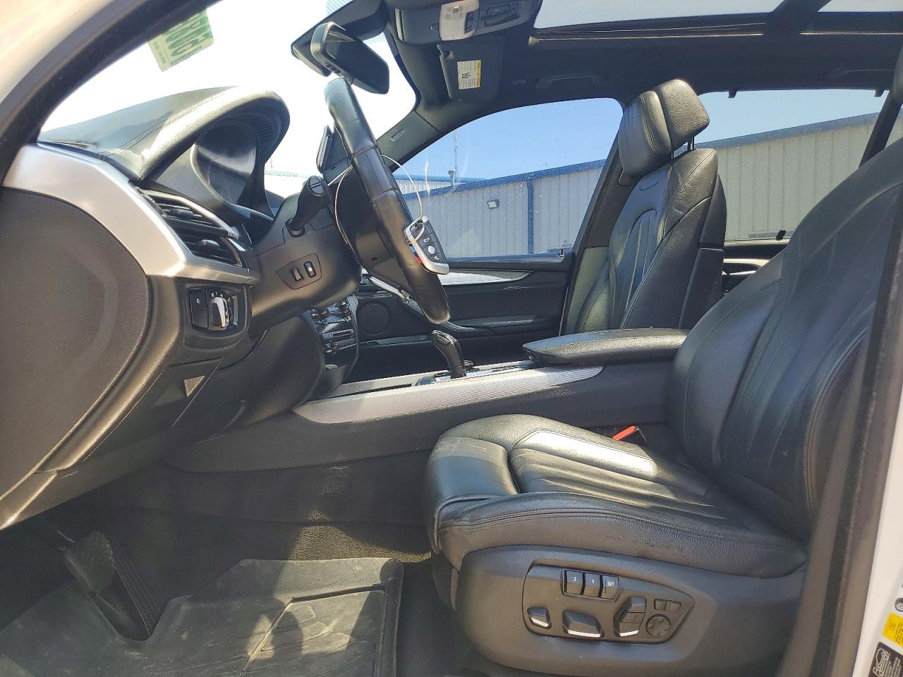 2015 Bmw X5 Xdrive50i White vin: 5UXKR6C56F0J74638