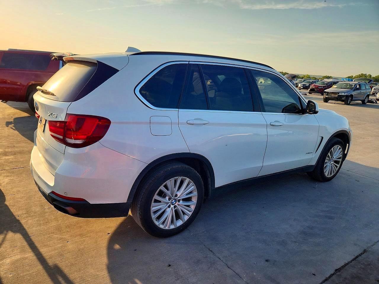 2015 Bmw X5 Xdrive50i White vin: 5UXKR6C57F0J76429
