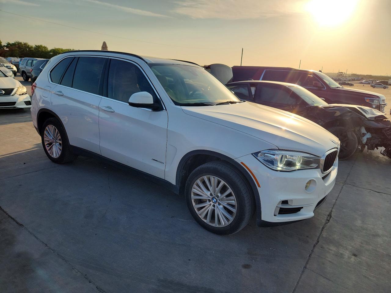 2015 Bmw X5 Xdrive50i White vin: 5UXKR6C57F0J76429