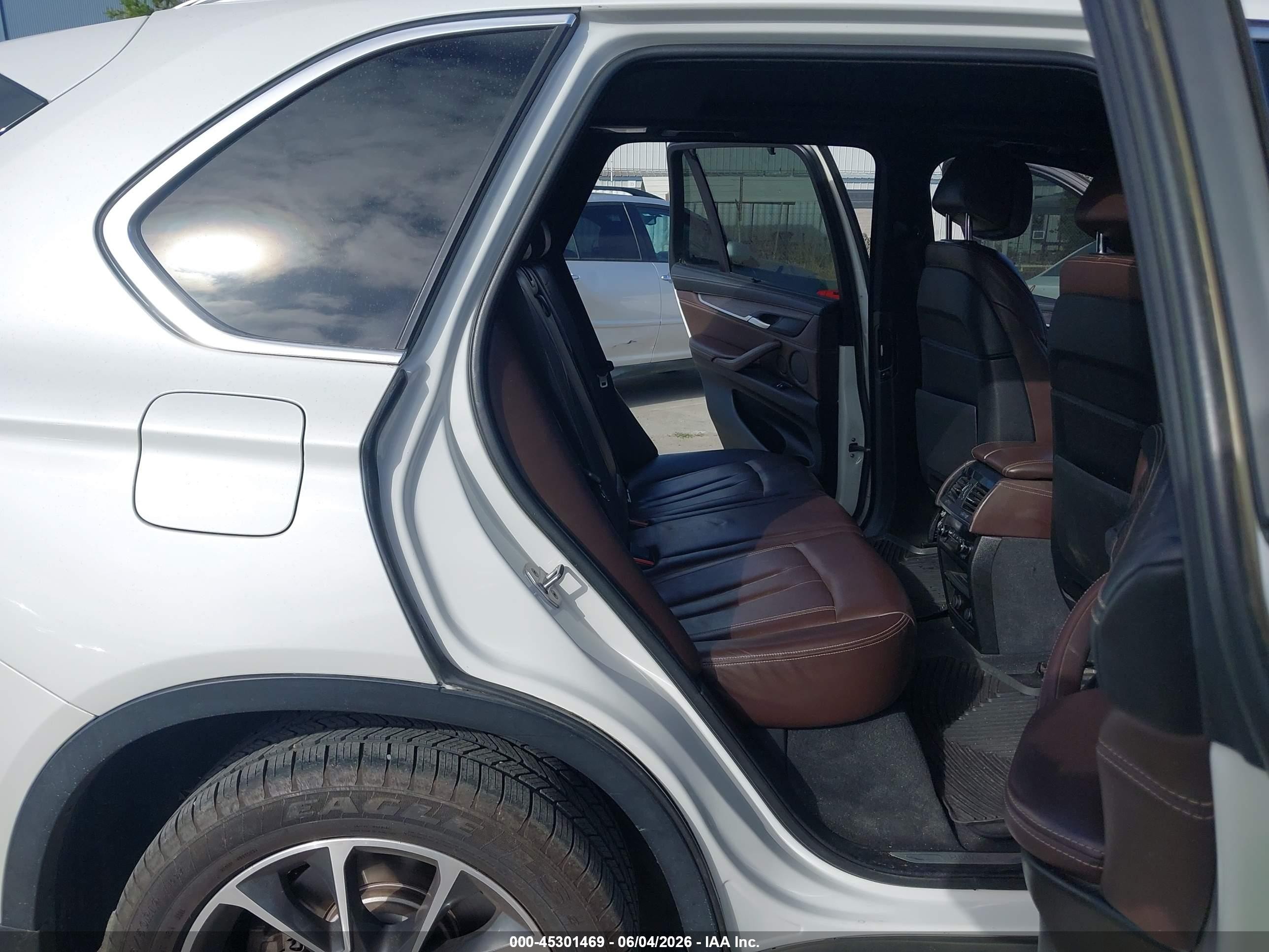 2017 Bmw X5 Xdrive50i White vin: 5UXKR6C58H0J84512