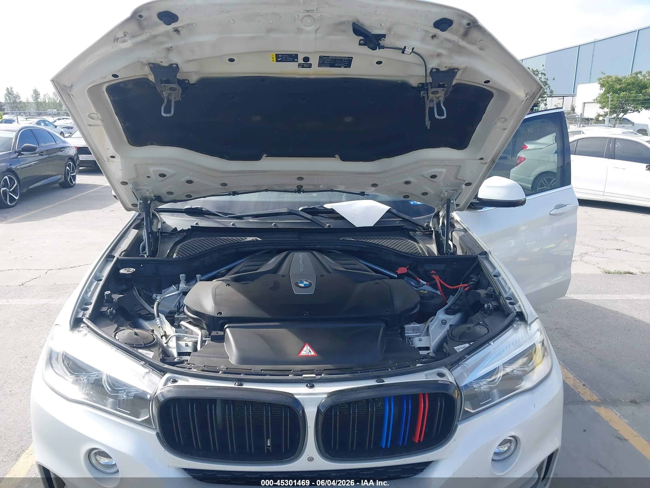 2017 Bmw X5 Xdrive50i White vin: 5UXKR6C58H0J84512