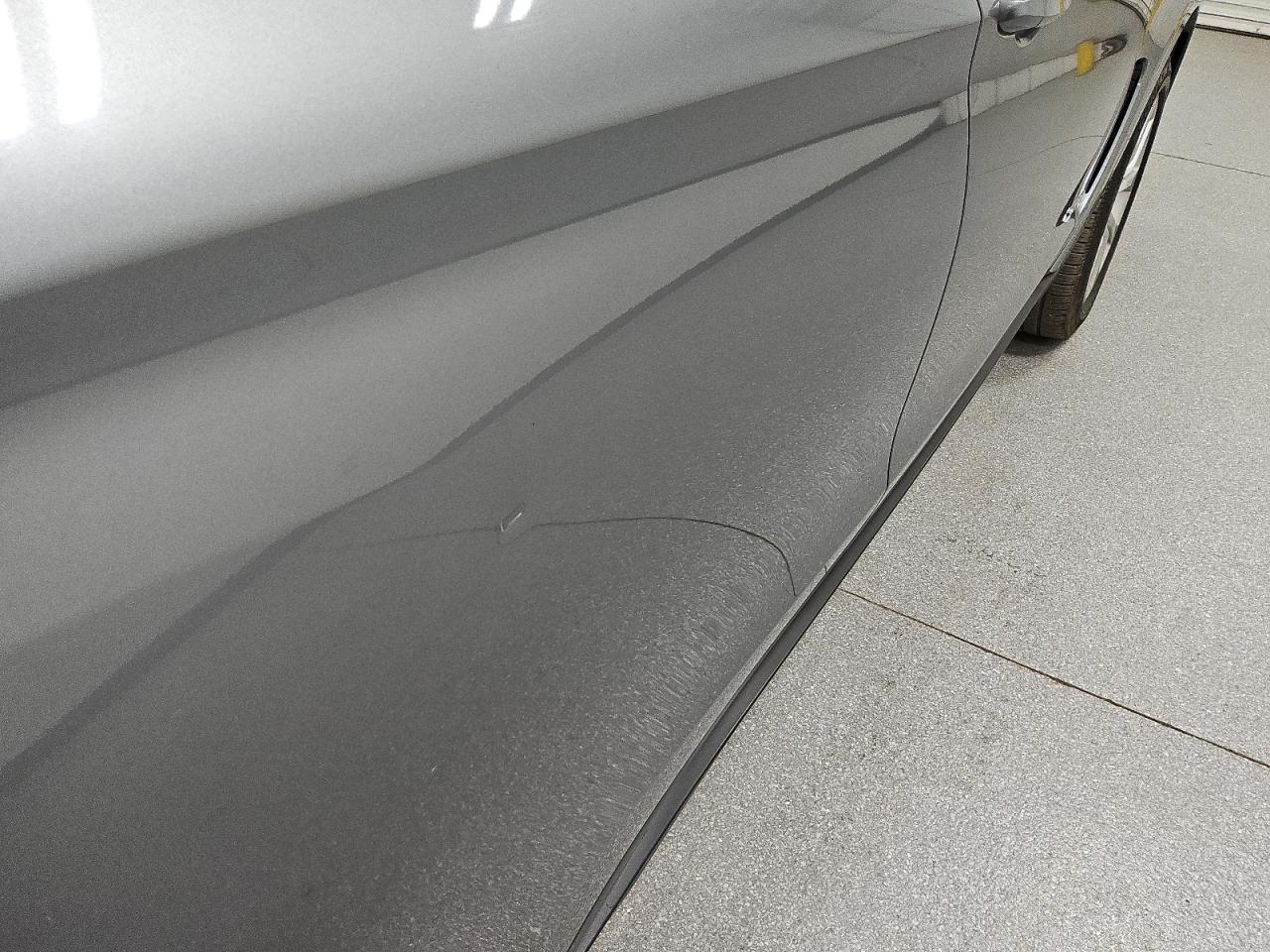2015 Bmw X5 Xdrive50i Gray vin: 5UXKR6C59F0J79249 Damage: Right Rear Door, Dent(S) W/ Paint Dmg, 1/2 To 1 Inch