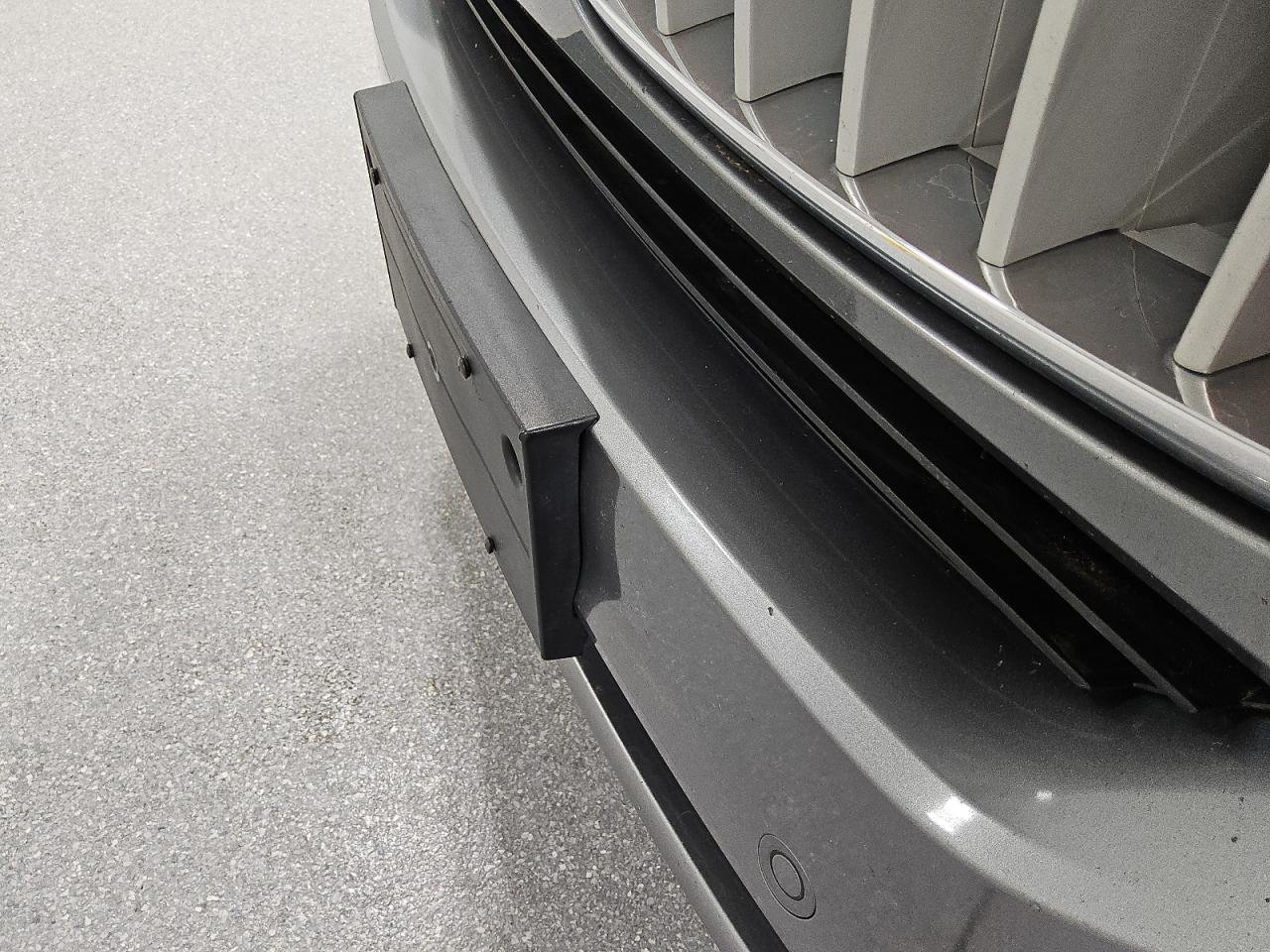 2015 Bmw X5 Xdrive50i Gray vin: 5UXKR6C59F0J79249 Damage: Front Bumper/Cover, Chipped, 10 Or More