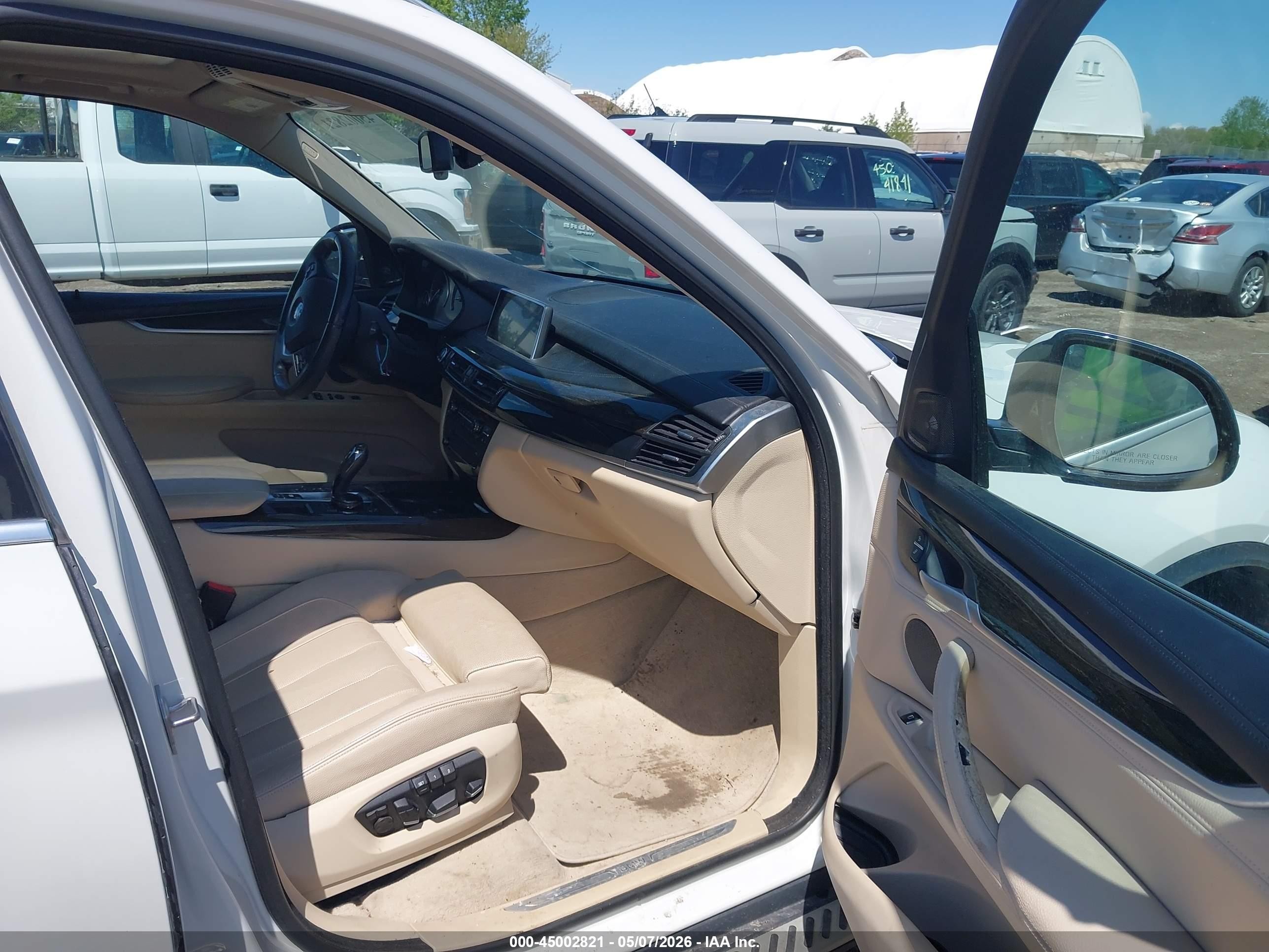2015 Bmw X5 Xdrive50i White vin: 5UXKR6C5XF0J78255