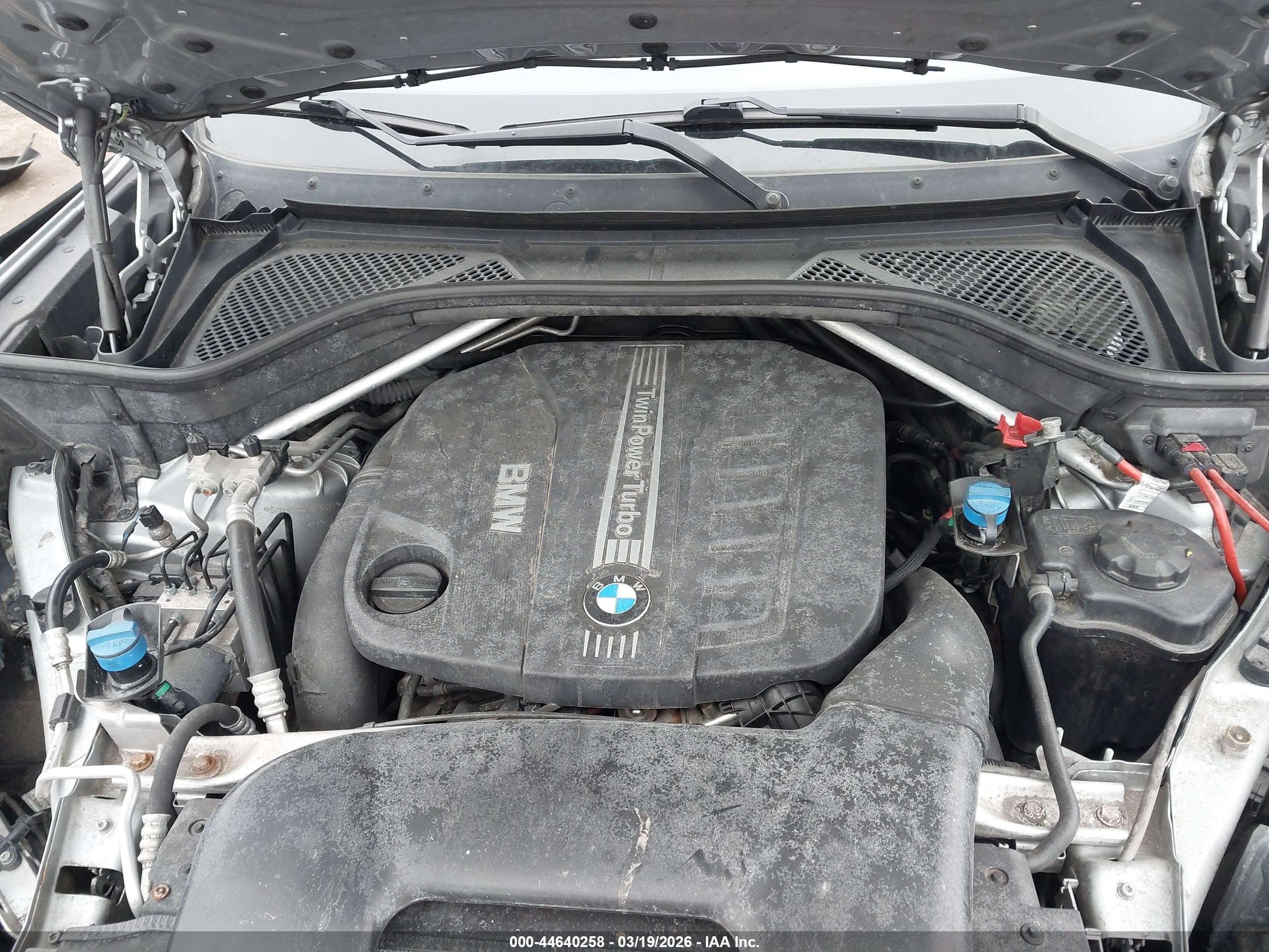 2014 Bmw X5 Xdrive35d Серебряный vin: 5UXKS4C52E0C07466