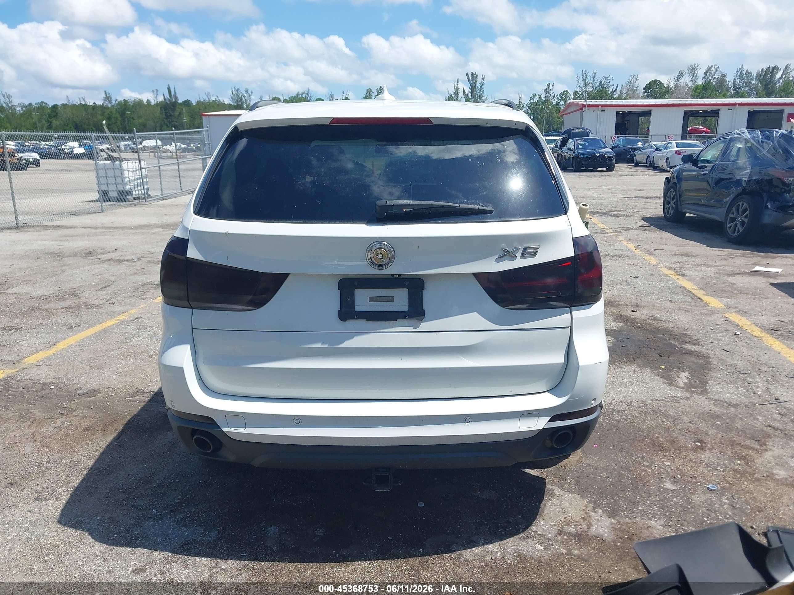 2015 Bmw X5 Xdrive35d White vin: 5UXKS4C53F0N06544
