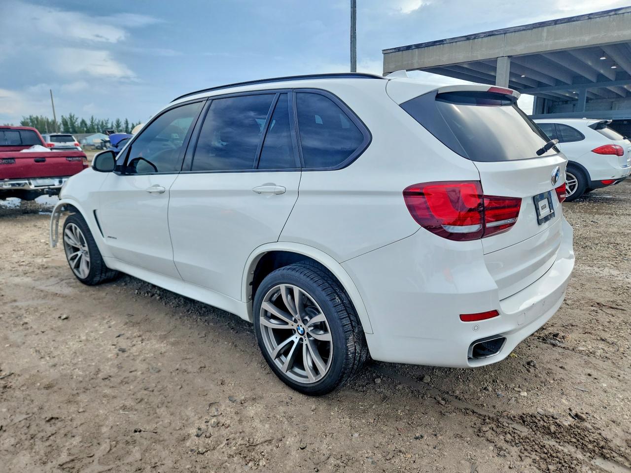 2015 Bmw X5 Xdrive35d Белый vin: 5UXKS4C54F0N12014