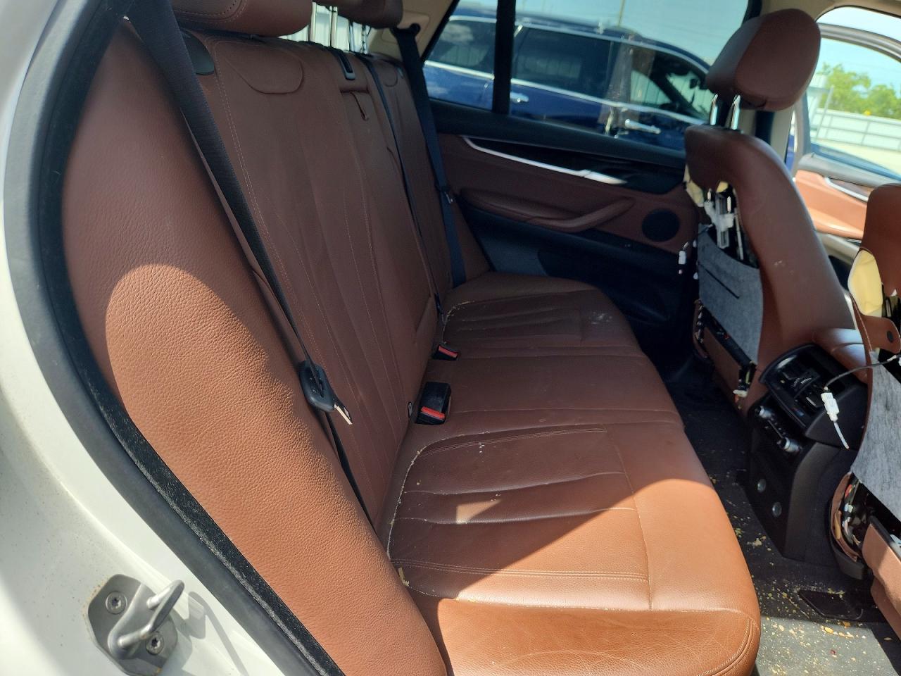 2015 Bmw X5 Xdrive35d Белый vin: 5UXKS4C57F0J99041