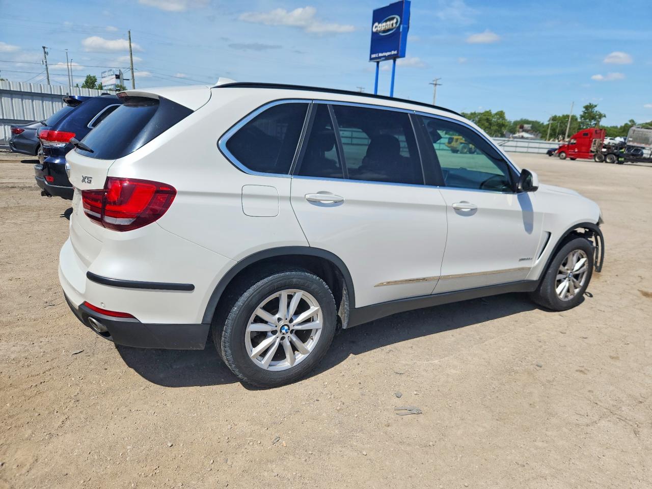 2015 Bmw X5 Xdrive35d Белый vin: 5UXKS4C57F0J99041