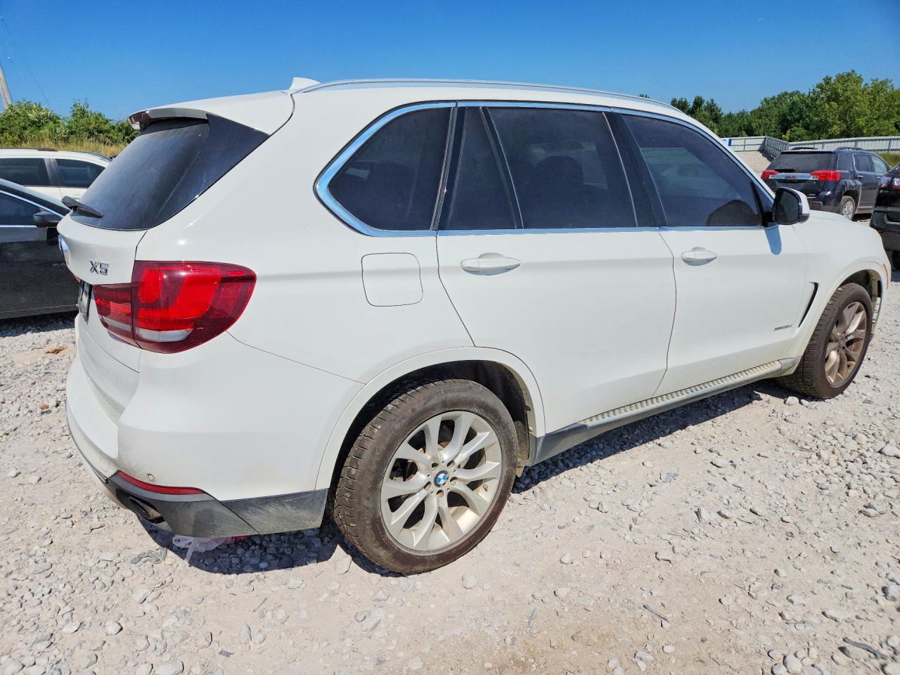 2015 Bmw X5 Xdrive35d White vin: 5UXKS4C5XF0J99745