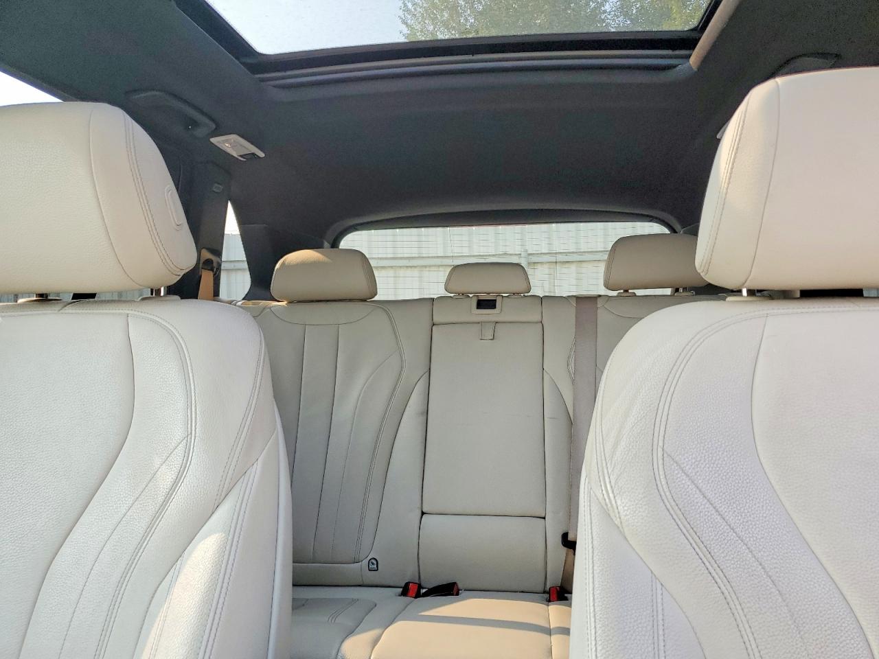 2015 Bmw X5 Xdrive35d White vin: 5UXKS4C5XF0N10283