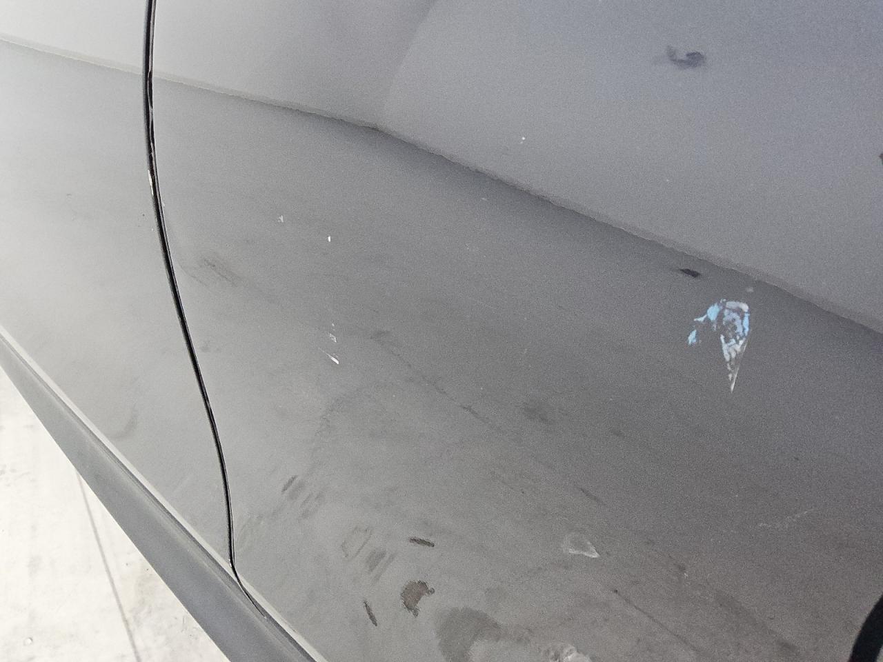 2015 Bmw X6 Xdrive35i Blue vin: 5UXKU2C50F0F96088 Damage: Left Rear Door, Light Scratch, 2 To 3 Inches