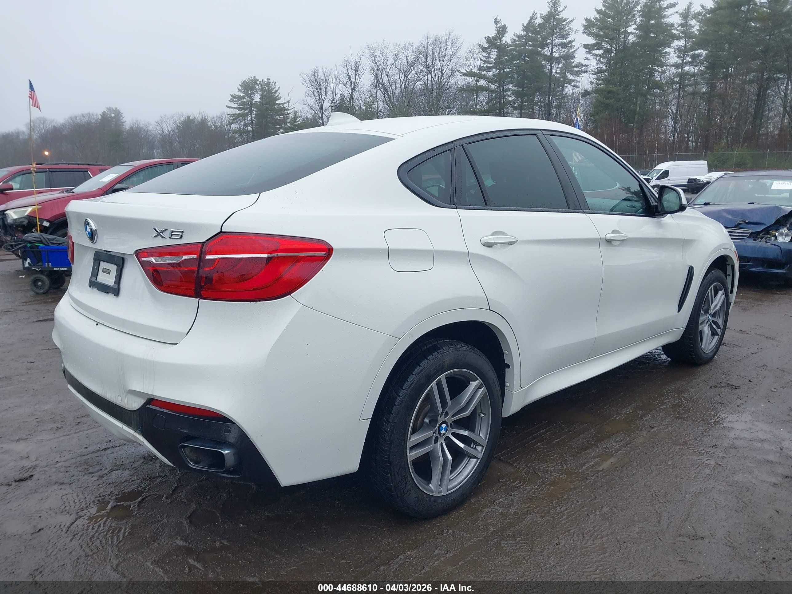 2017 Bmw X6 Xdrive50i White vin: 5UXKU6C36H0W38608