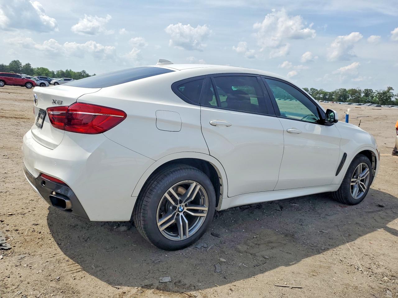 2015 Bmw X6 Xdrive50i White vin: 5UXKU6C52F0F94334
