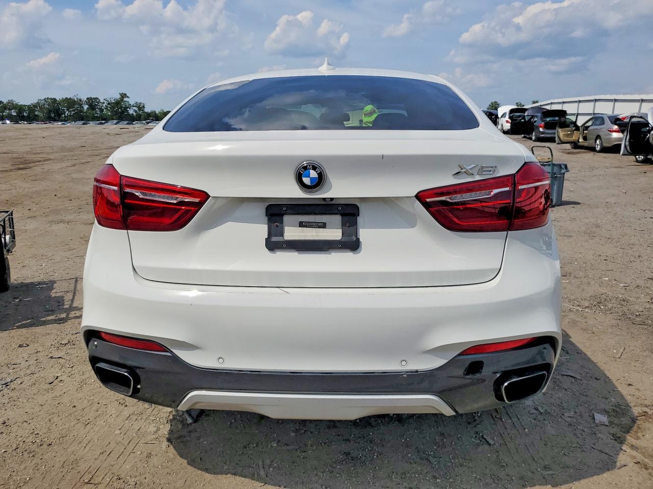 2015 Bmw X6 Xdrive50i White vin: 5UXKU6C52F0F94334