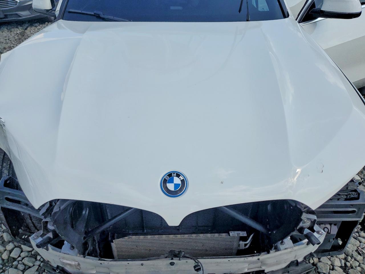 2022 Bmw X5 Xdrive45e White vin: 5UXTA6C01N9H53016