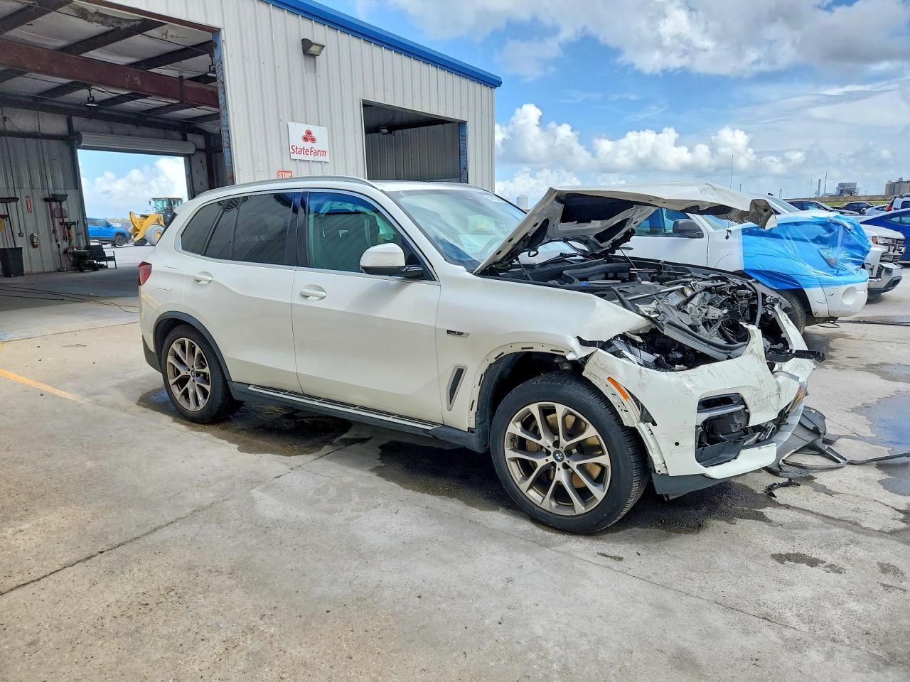 2023 Bmw X5 Xdrive45e White vin: 5UXTA6C01P9N92618