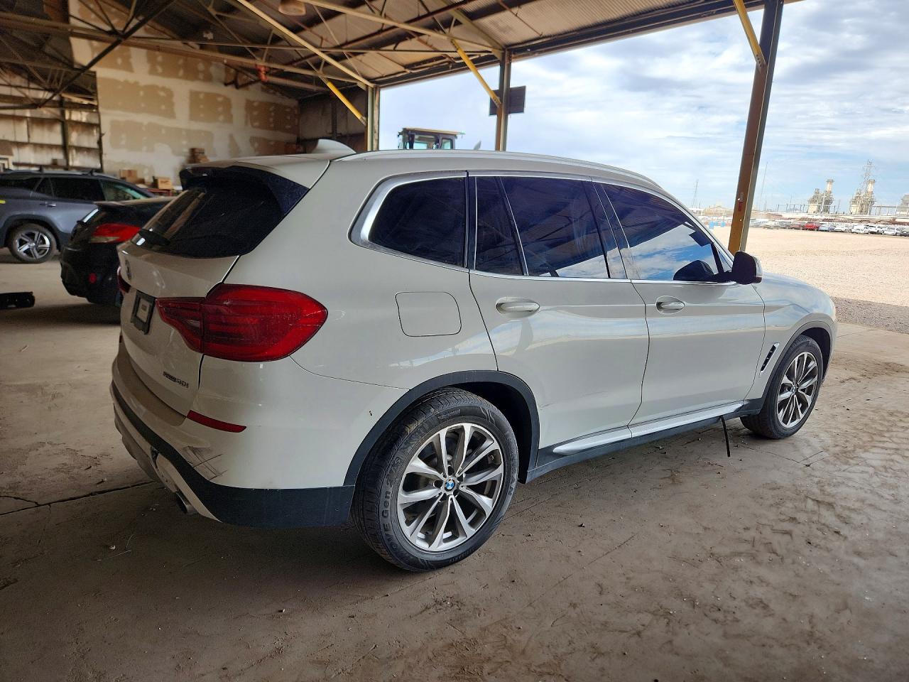 2019 Bmw X3 Sdrive30i White vin: 5UXTR7C52KLF23655