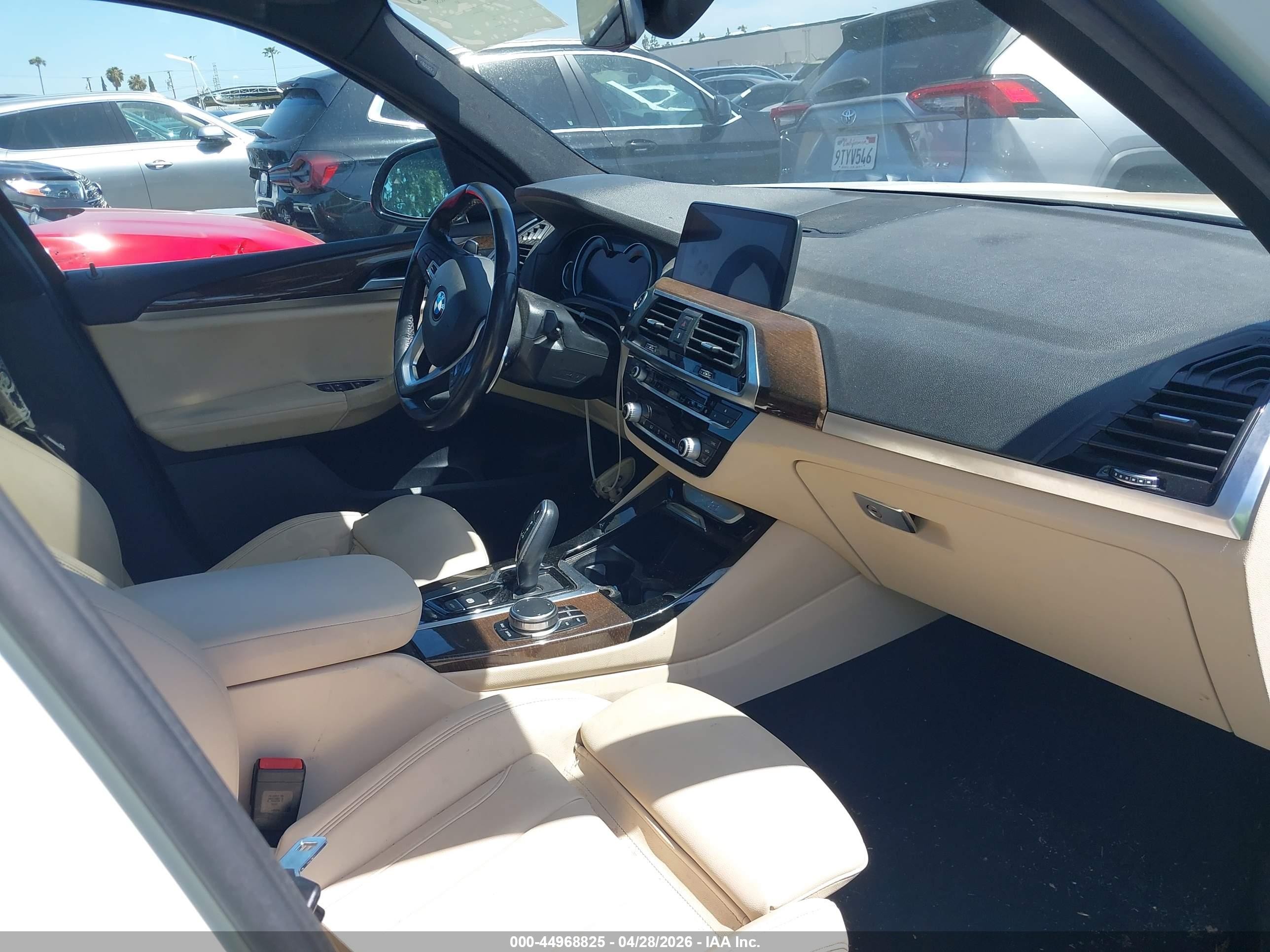 2019 Bmw X3 Sdrive30i White vin: 5UXTR7C56KLR39785