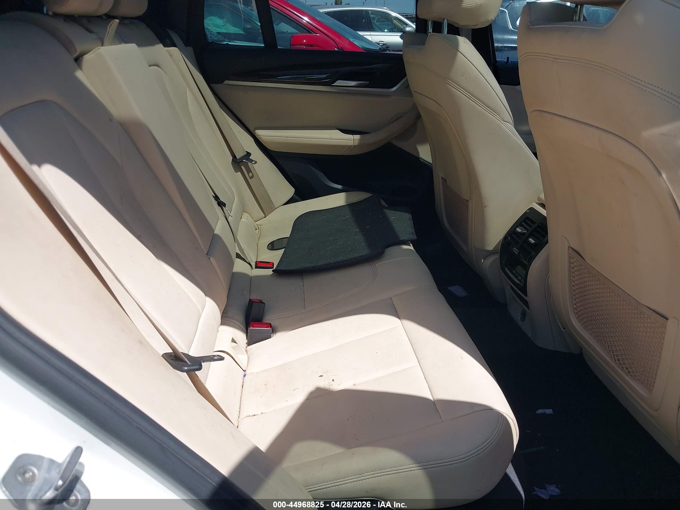 2019 Bmw X3 Sdrive30i White vin: 5UXTR7C56KLR39785