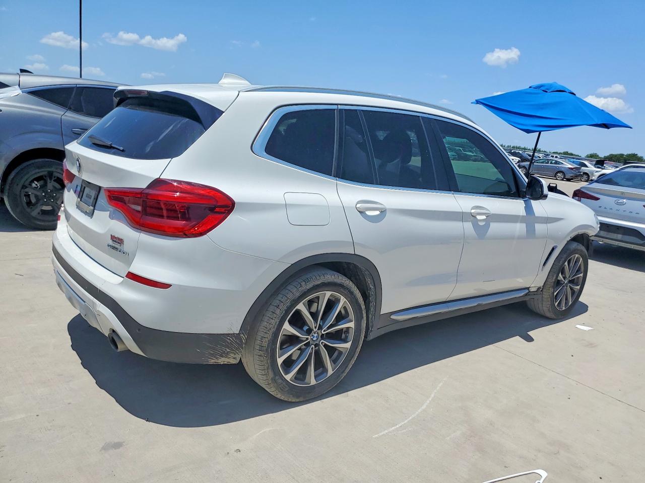 2019 Bmw X3 Sdrive30i Белый vin: 5UXTR7C57KLF30164