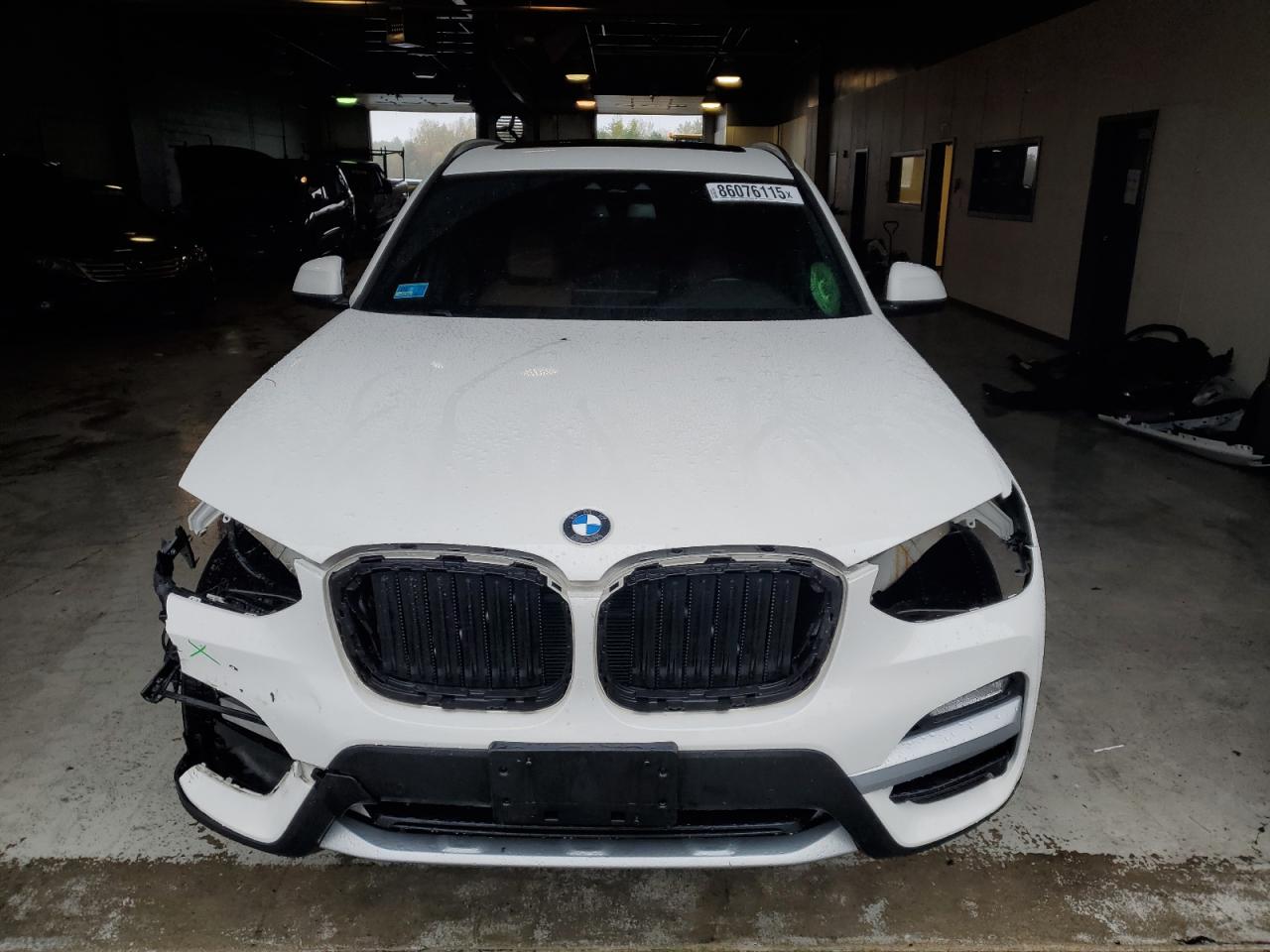 2018 Bmw X3 Xdrive30i Белый vin: 5UXTR9C52JLC74753