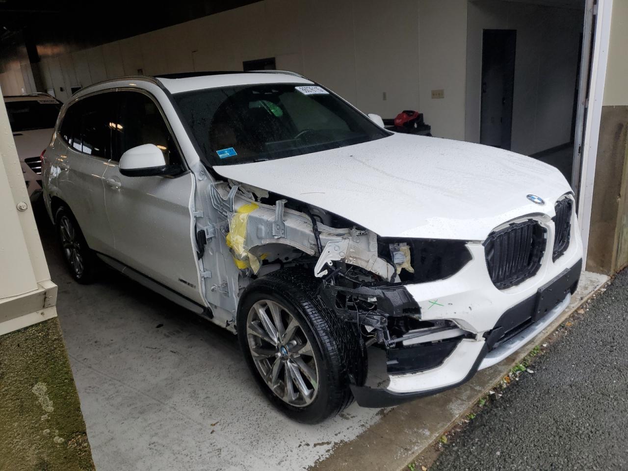 2018 Bmw X3 Xdrive30i Белый vin: 5UXTR9C52JLC74753
