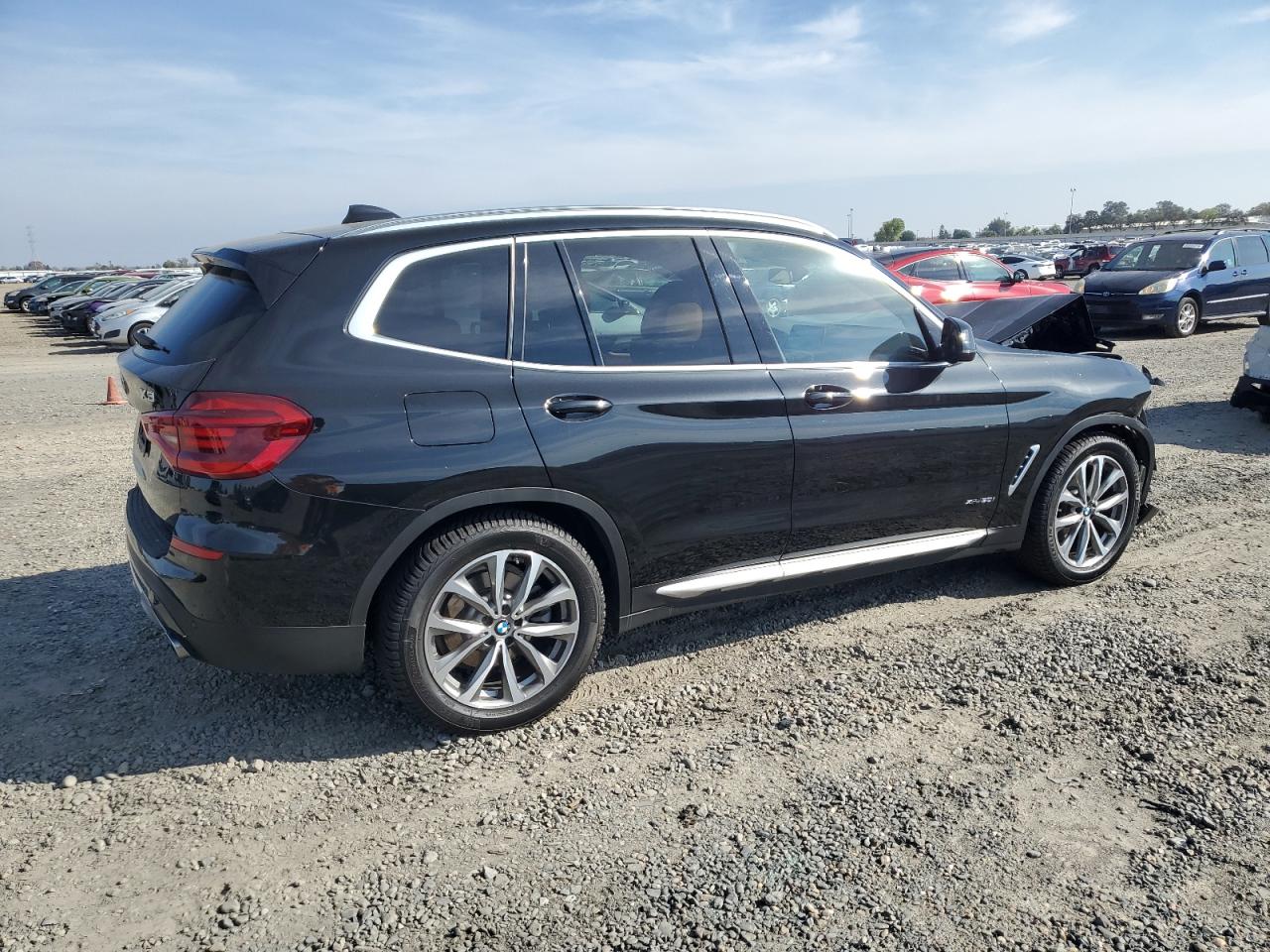 2018 Bmw X3 Xdrive30i Черный vin: 5UXTR9C52JLC75840
