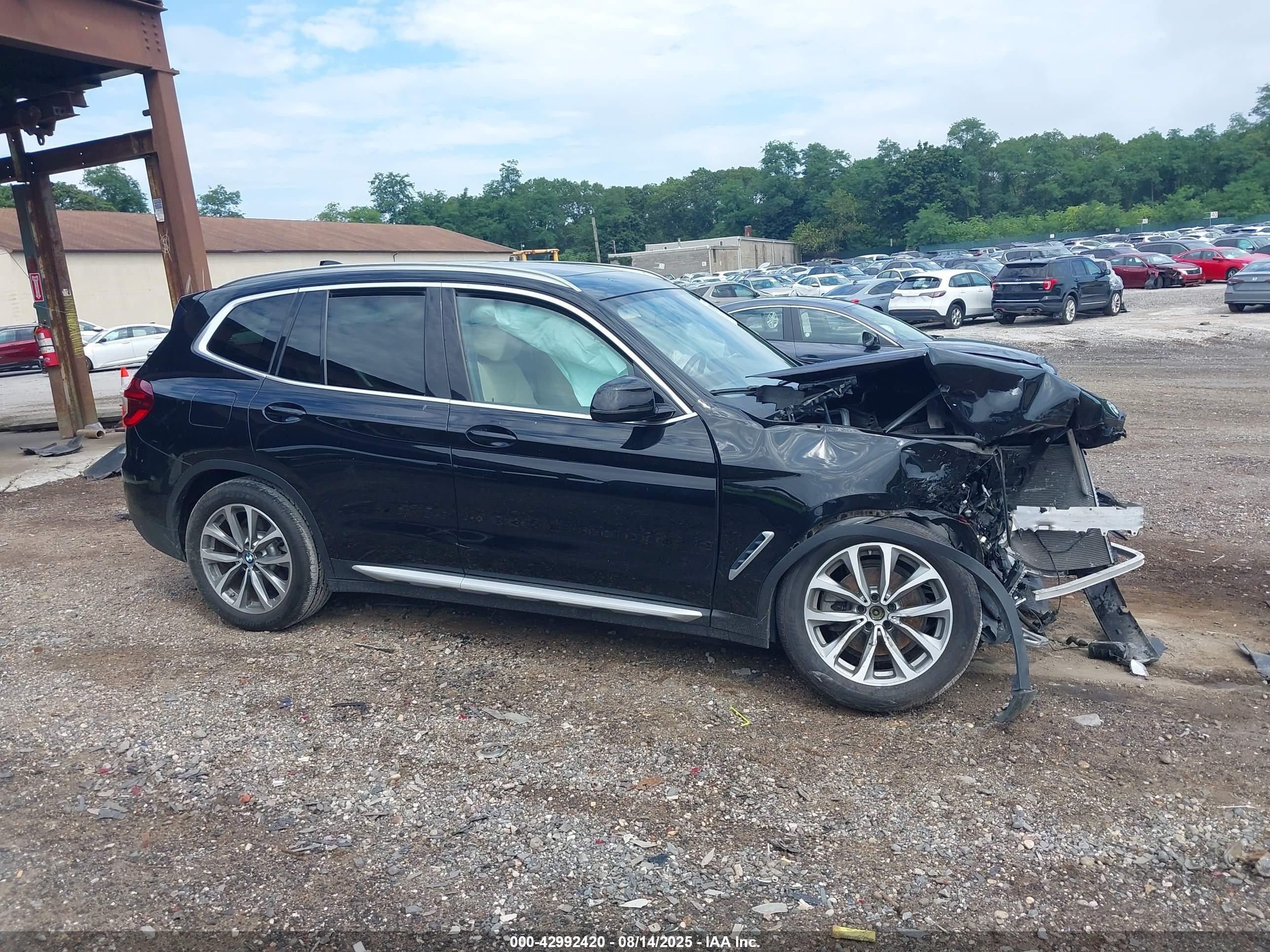 2018 Bmw X3 Xdrive30i Черный vin: 5UXTR9C56JLD68943