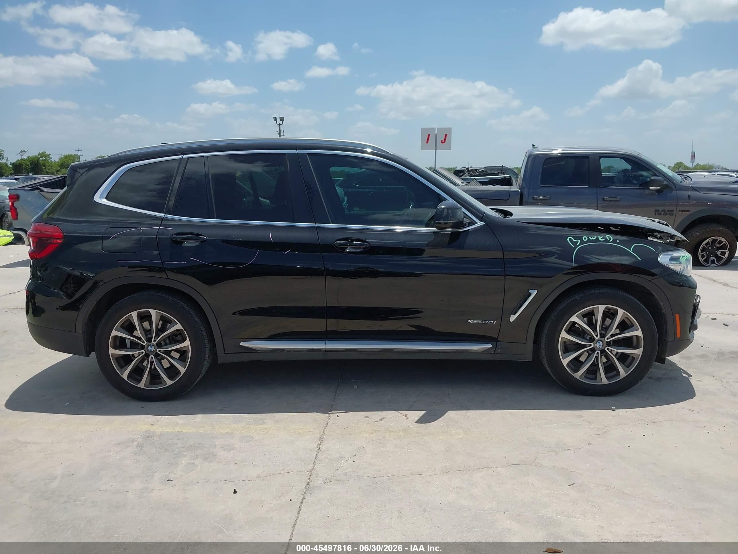 2018 Bmw X3 Xdrive30i Черный vin: 5UXTR9C58JLC68939