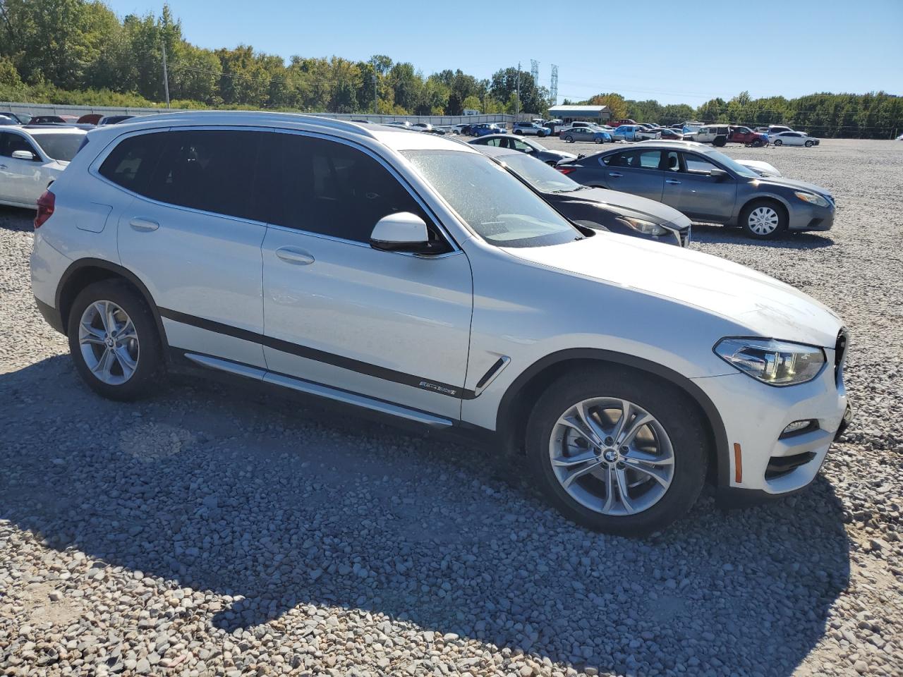 2018 Bmw X3 Xdrive30i White vin: 5UXTR9C5XJLC81160