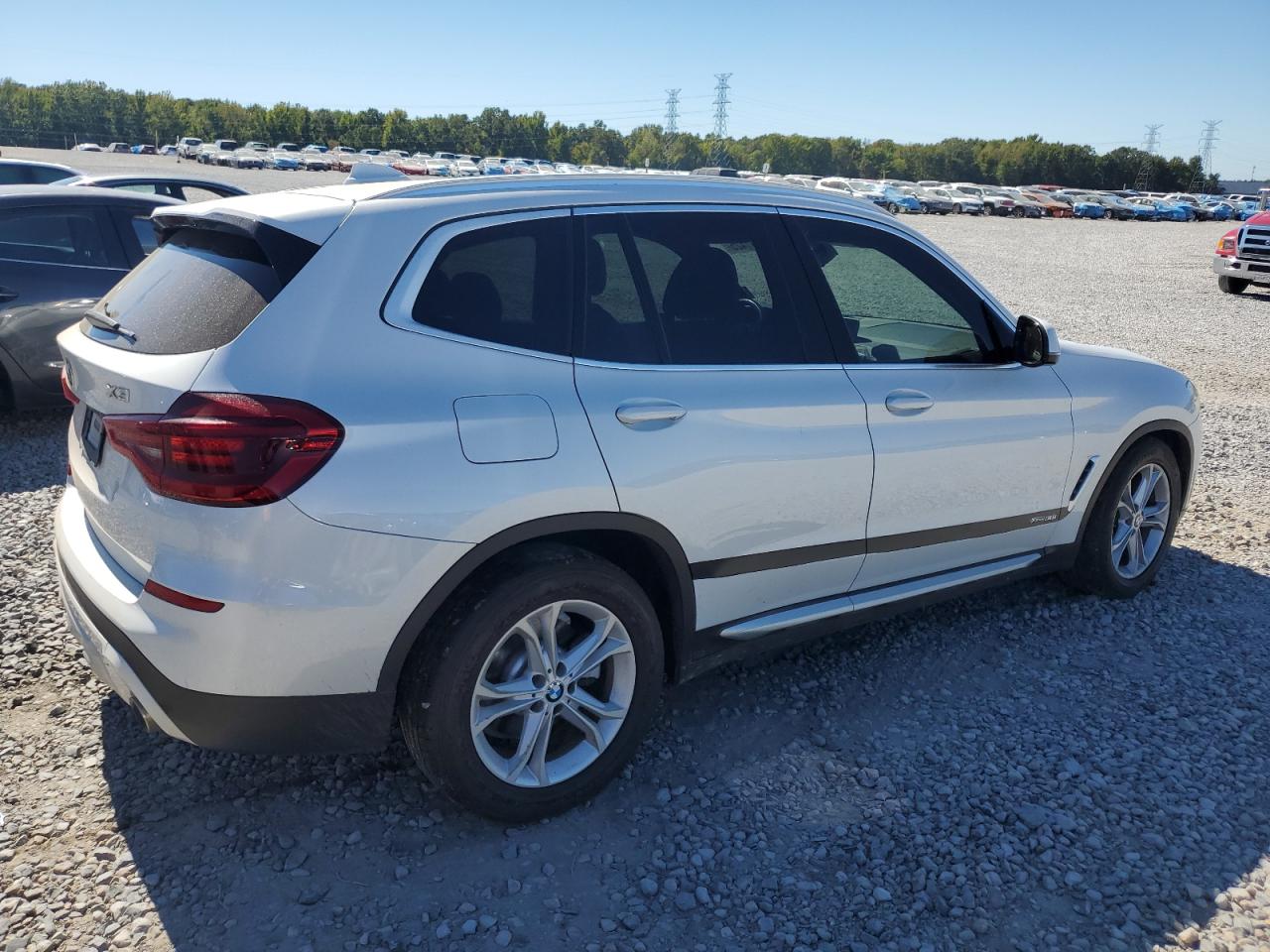 2018 Bmw X3 Xdrive30i White vin: 5UXTR9C5XJLC81160