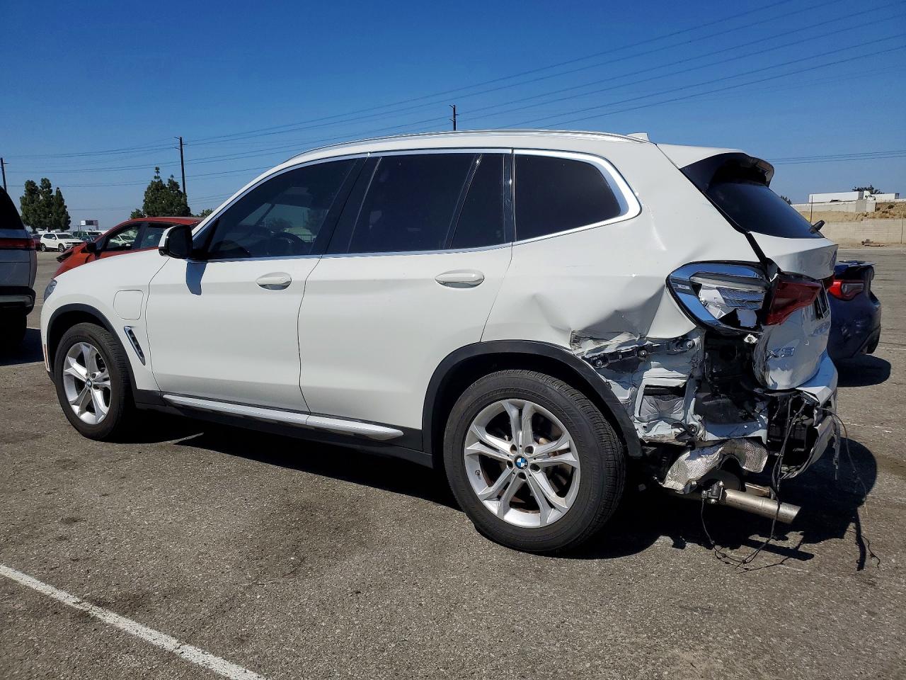 2021 Bmw X3 Xdrive30e White vin: 5UXTS1C04M9H04374