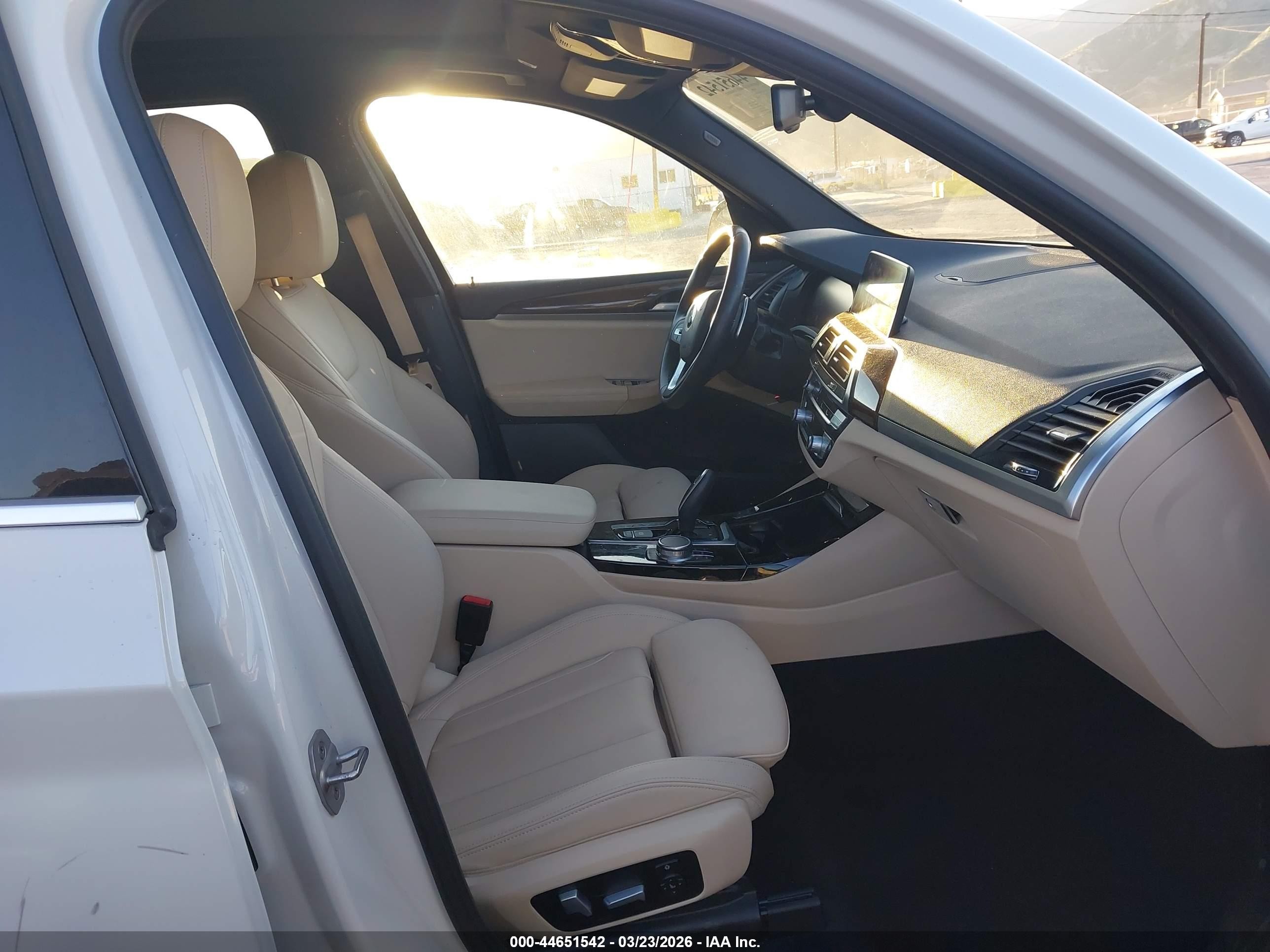 2021 Bmw X3 Phev Xdrive30e White vin: 5UXTS1C05M9F13207