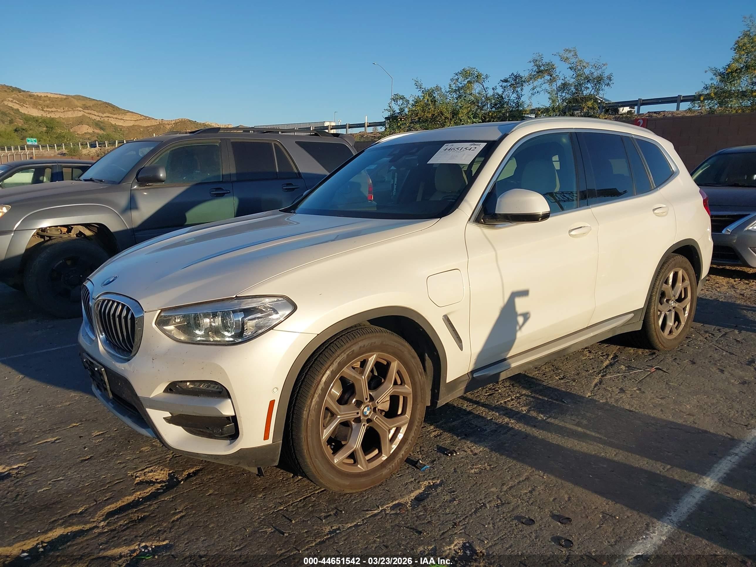 2021 Bmw X3 Phev Xdrive30e White vin: 5UXTS1C05M9F13207