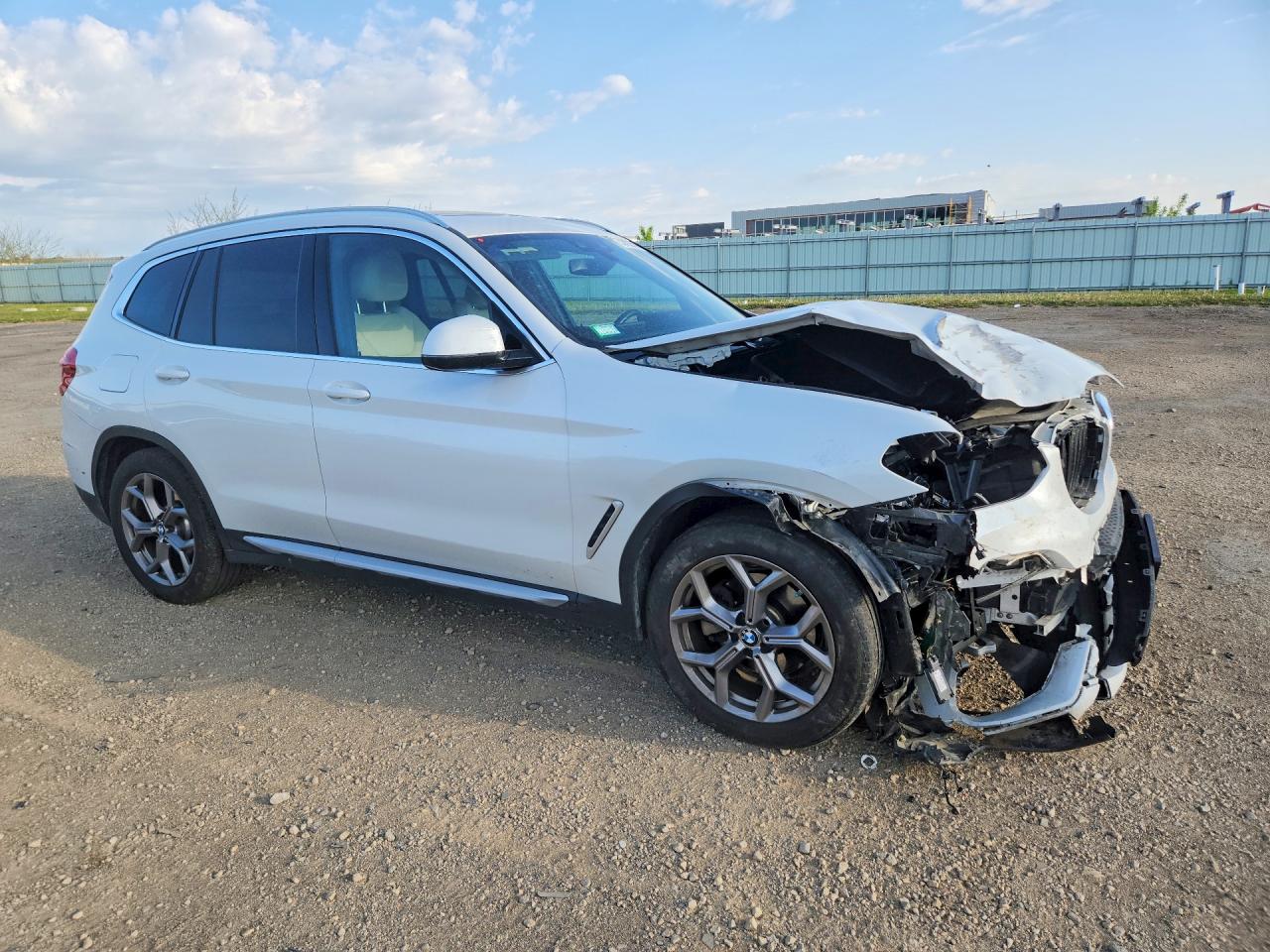 2021 Bmw X3 Xdrive30e White vin: 5UXTS1C06M9G72429