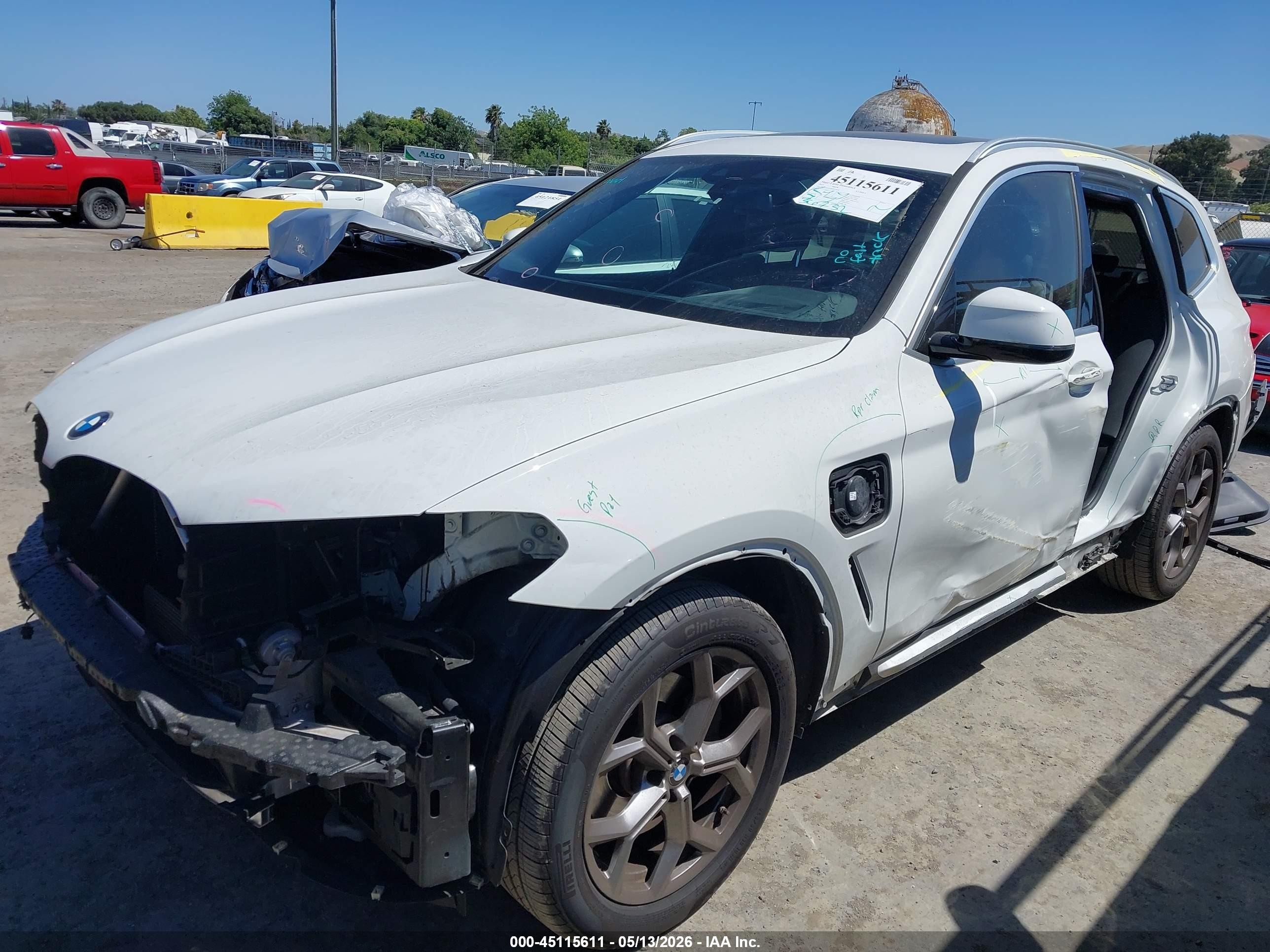 2021 Bmw X3 Phev Xdrive30e White vin: 5UXTS1C07M9D72818
