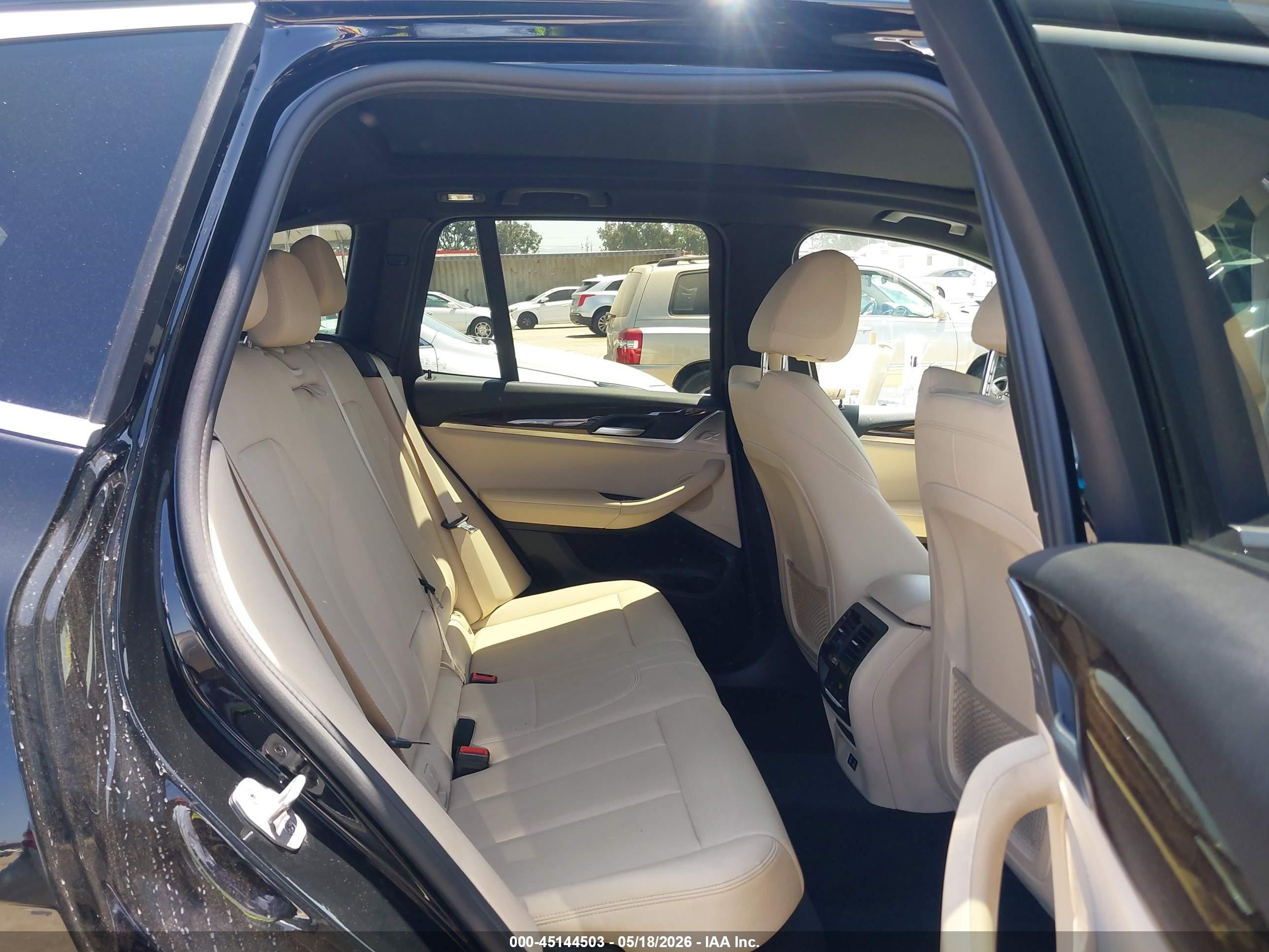 2021 Bmw X3 Sdrive30i Черный vin: 5UXTY3C06M9E29715