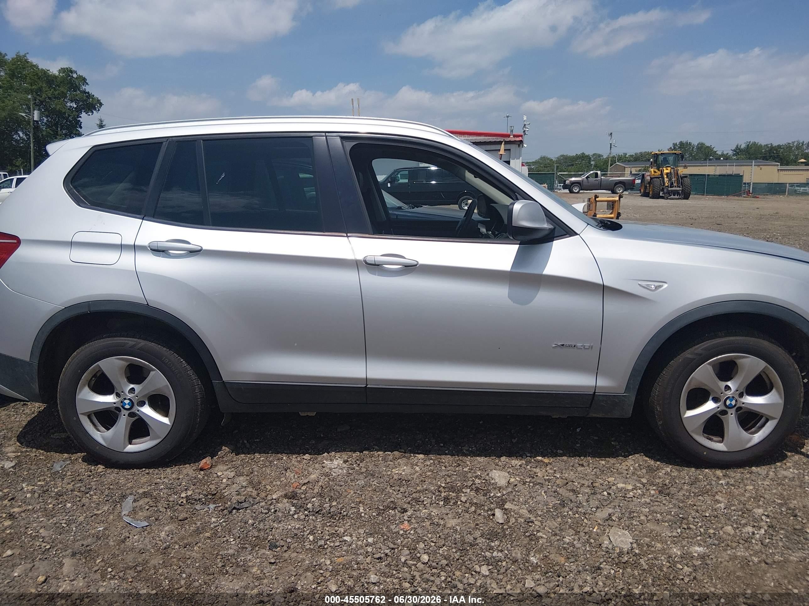 2012 Bmw X3 Xdrive28i Silver vin: 5UXWX5C51CL719141