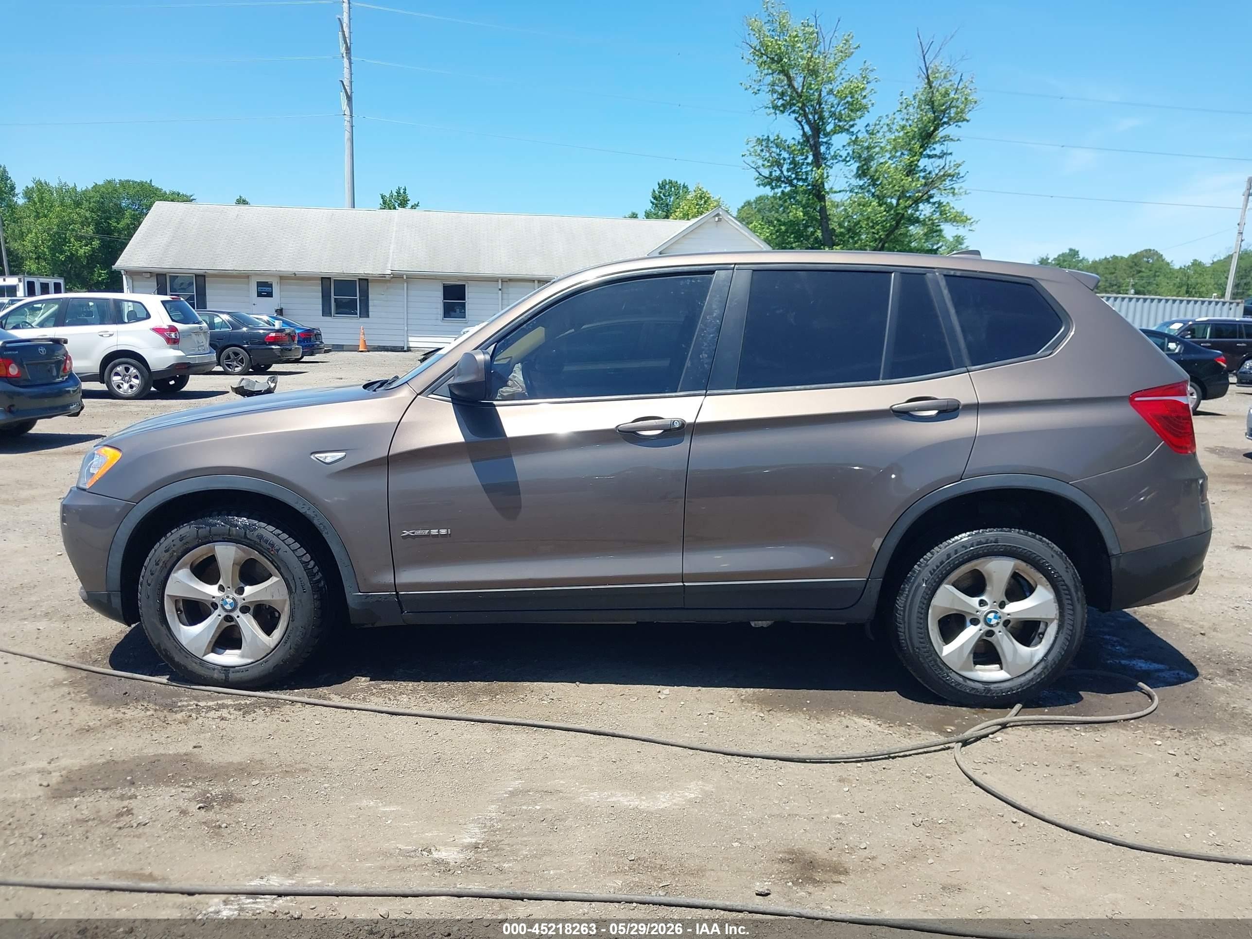 2012 Bmw X3 Xdrive28i Brown vin: 5UXWX5C51CL724226