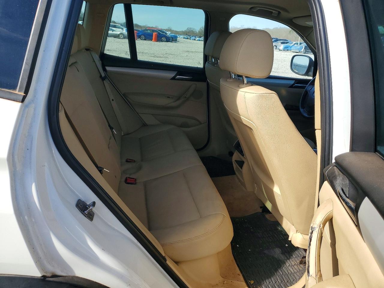 2011 Bmw X3 Xdrive28i Белый vin: 5UXWX5C52BL701780