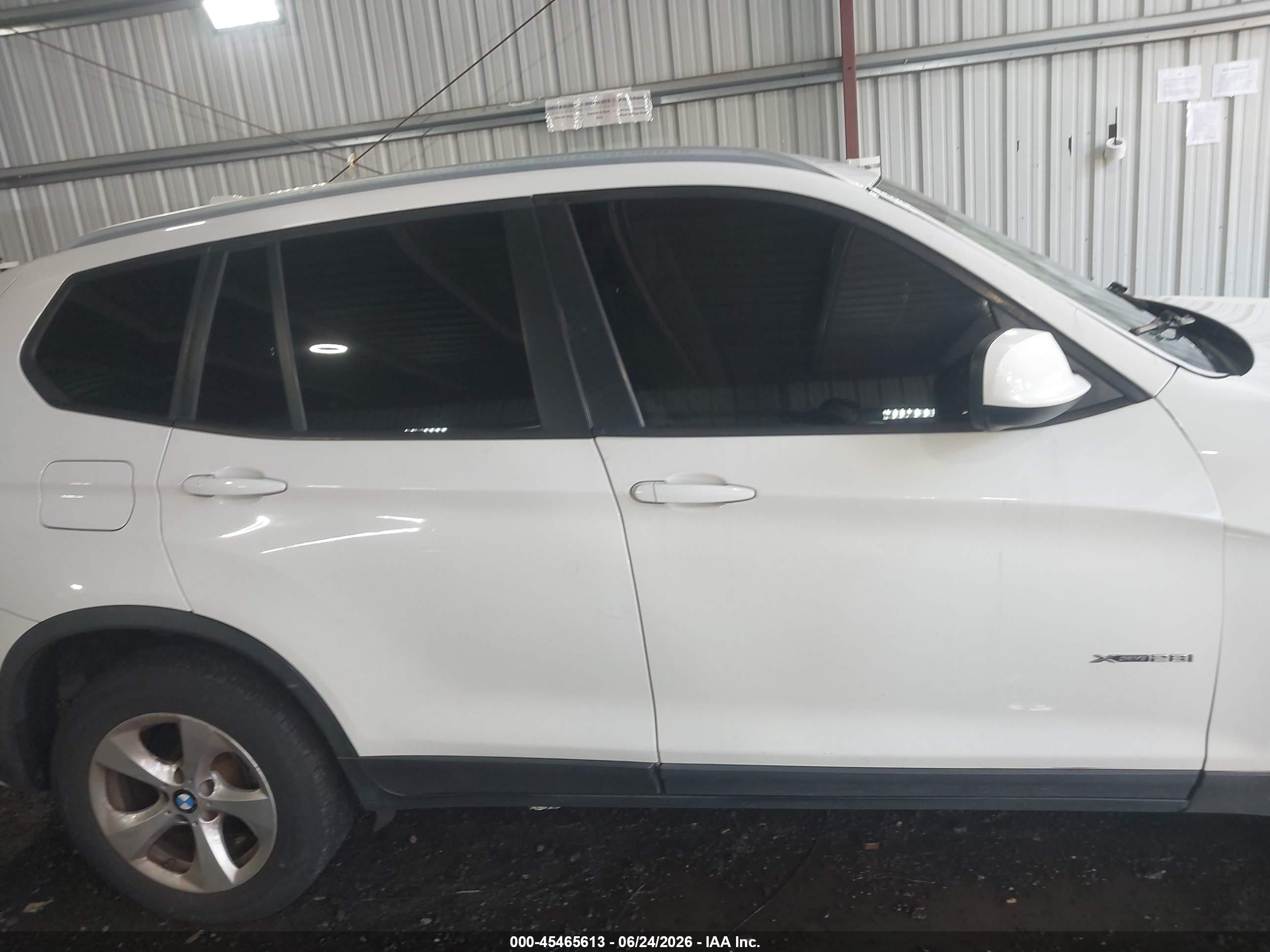 2011 Bmw X3 Xdrive28i White vin: 5UXWX5C52BL707286