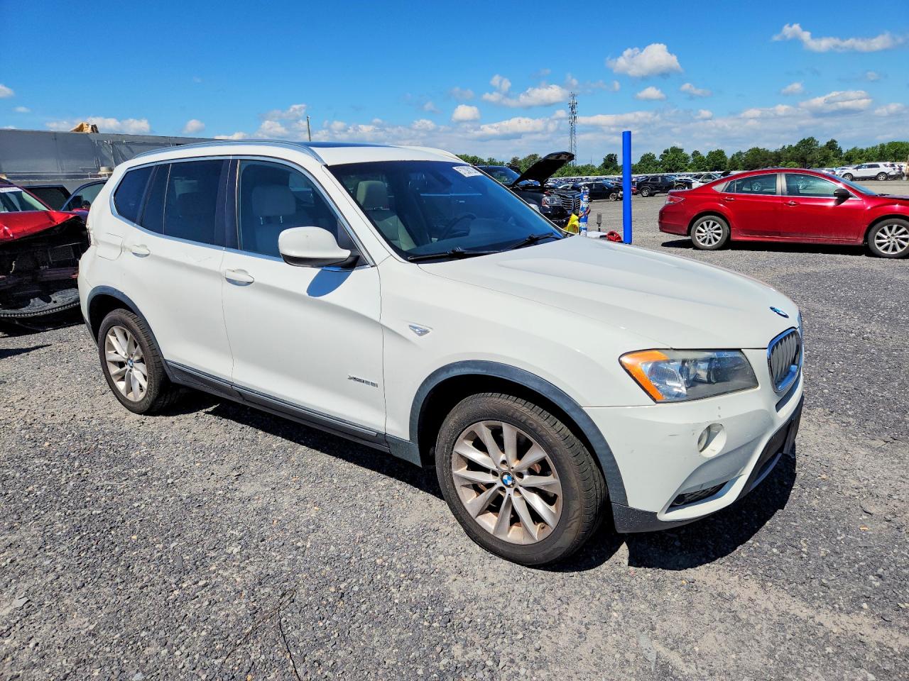 2012 Bmw X3 Xdrive28i Белый vin: 5UXWX5C52CL718029