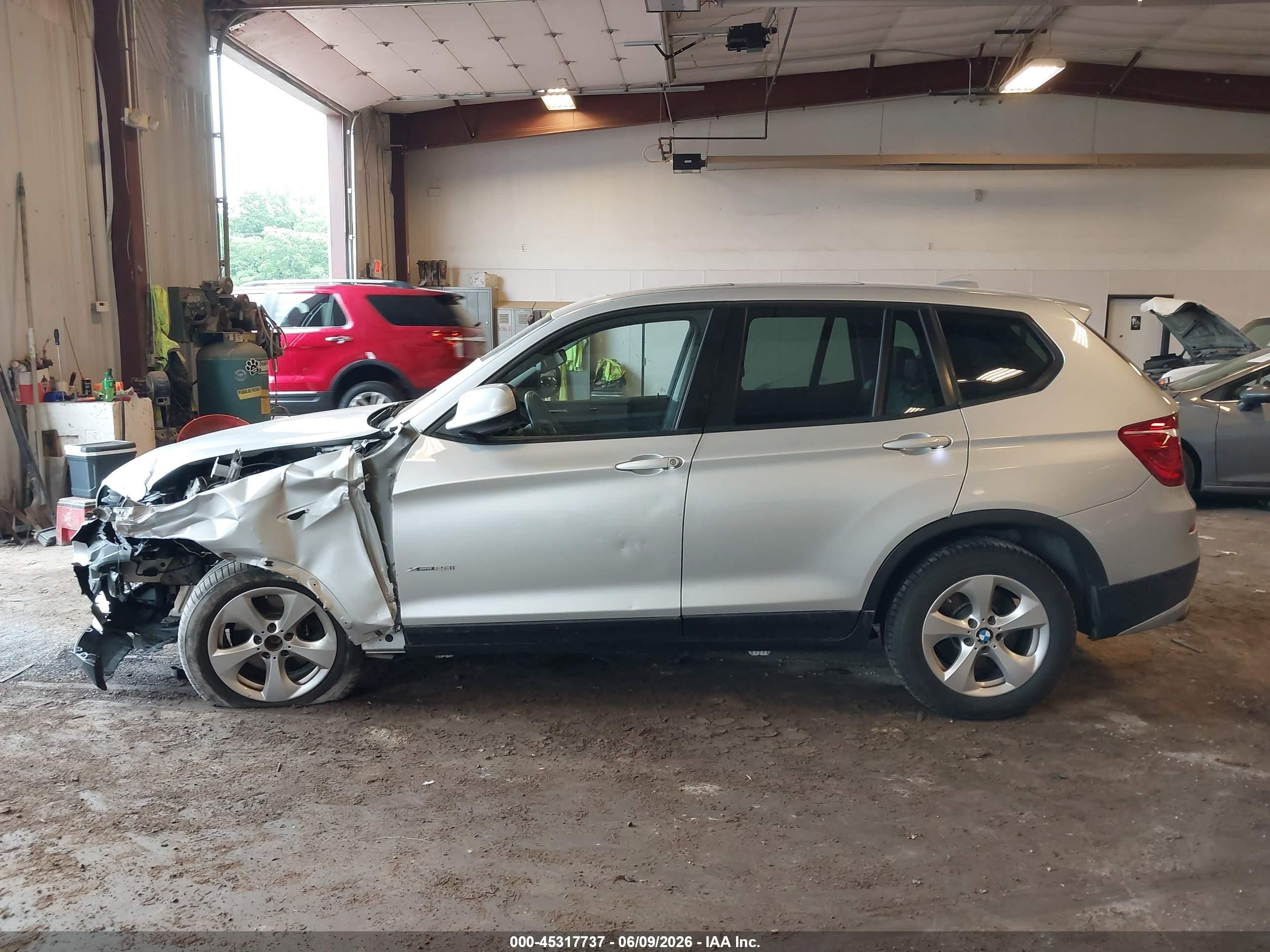 2012 Bmw X3 Xdrive28i Silver vin: 5UXWX5C52CL719164