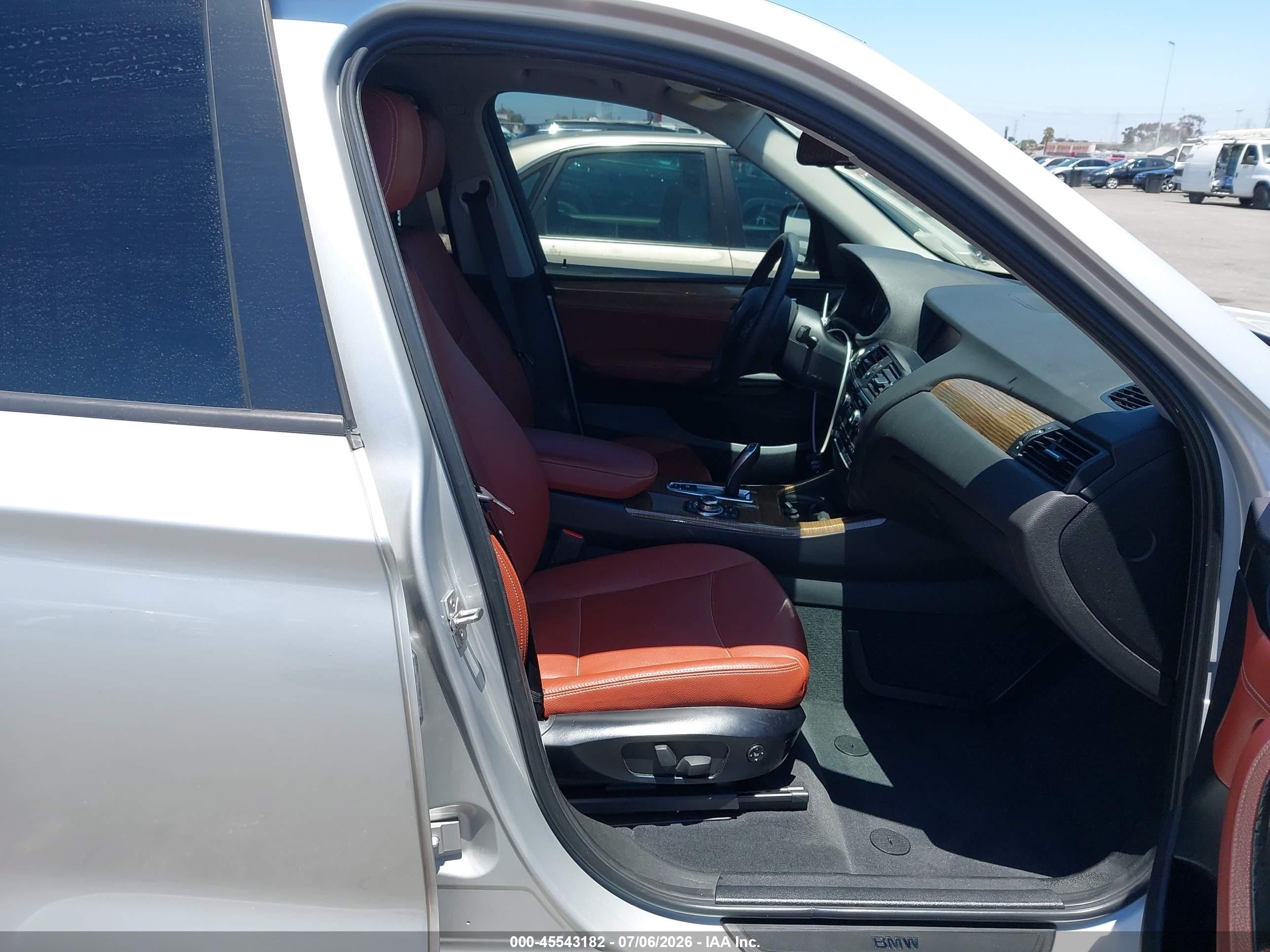 2012 Bmw X3 Xdrive28i White vin: 5UXWX5C52CL724431