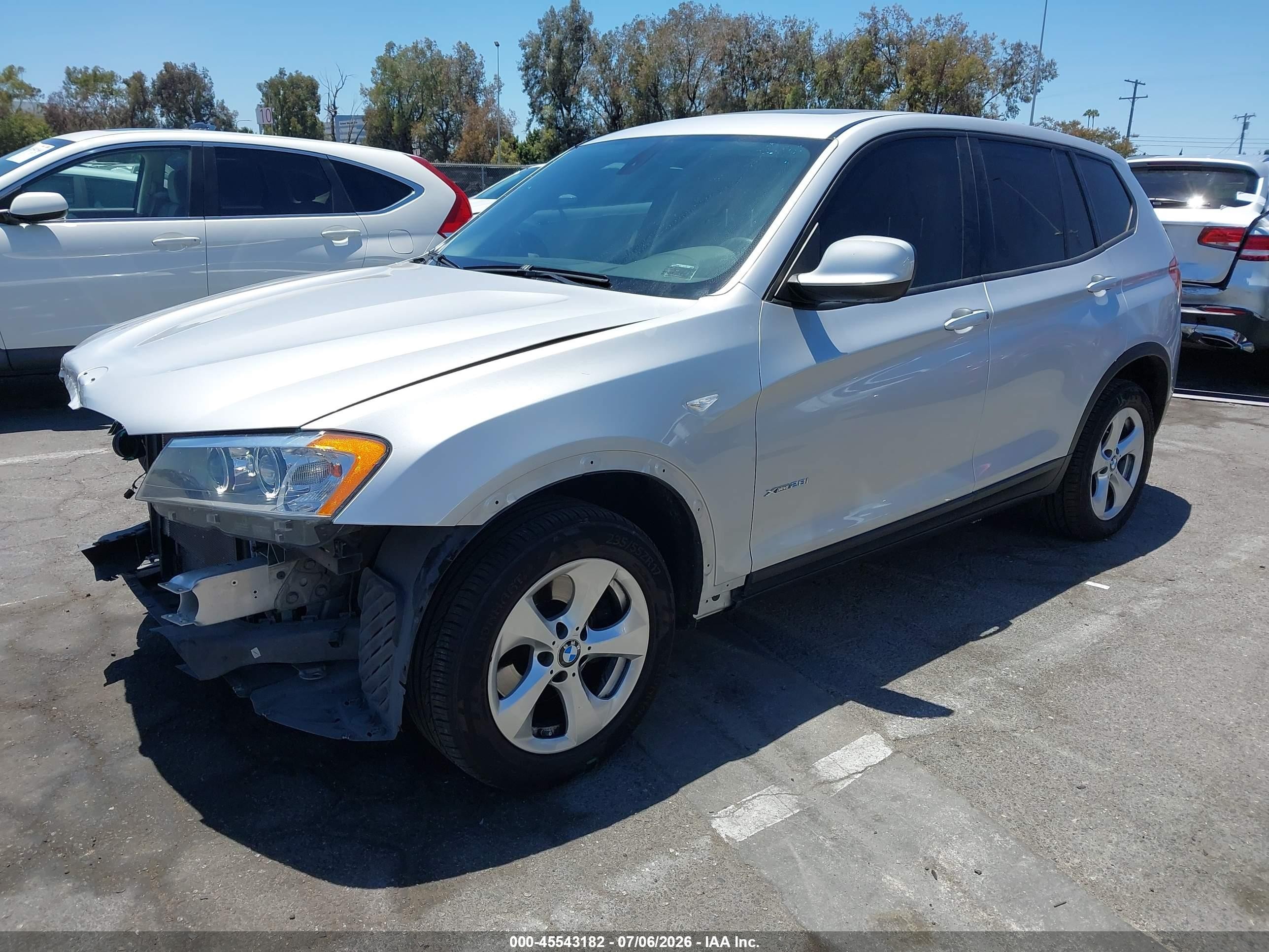 2012 Bmw X3 Xdrive28i White vin: 5UXWX5C52CL724431