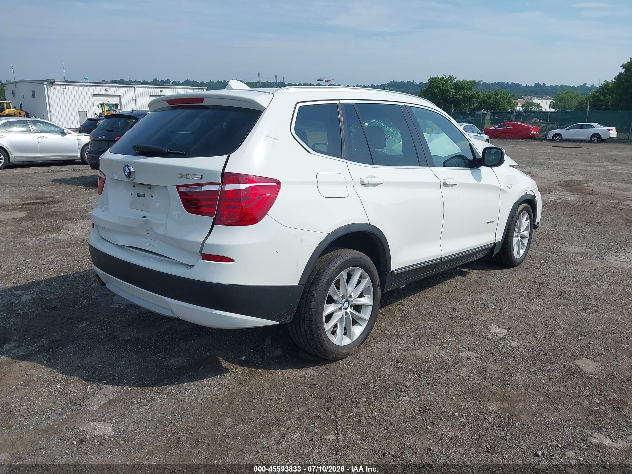 2012 Bmw X3 Xdrive28i White vin: 5UXWX5C52CL724669