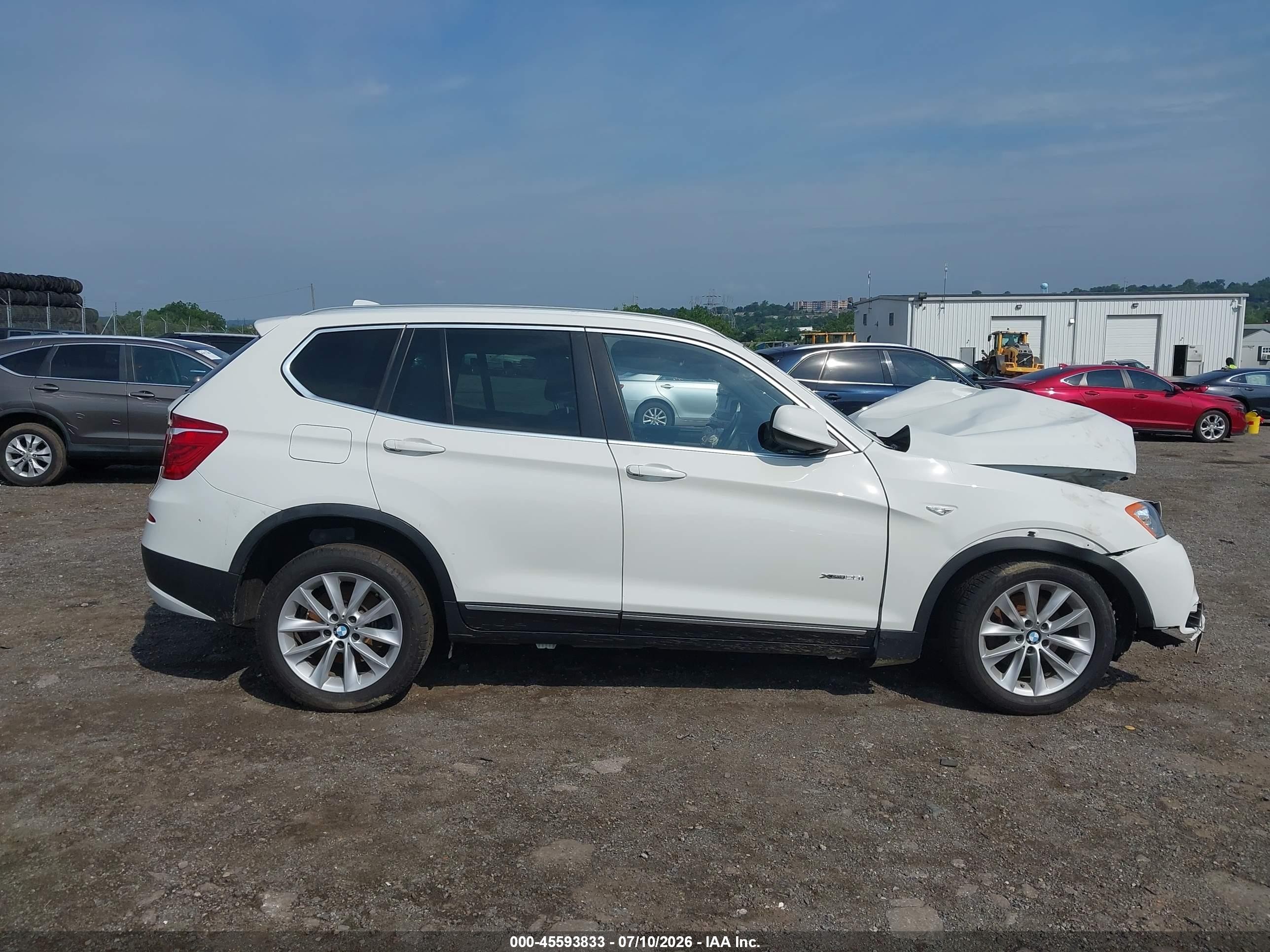 2012 Bmw X3 Xdrive28i White vin: 5UXWX5C52CL724669